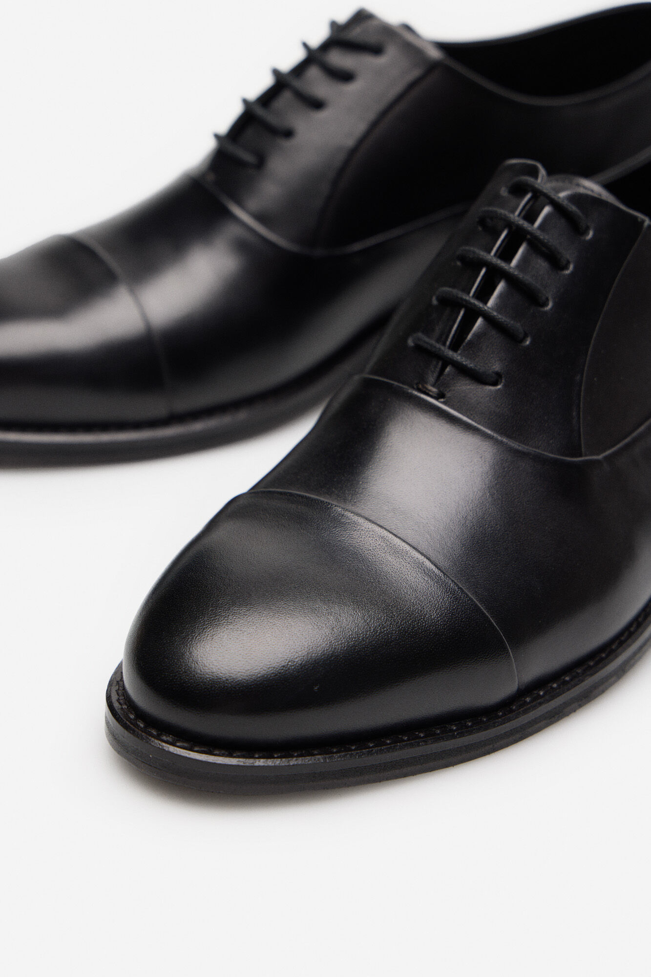 Cortefiel Zapato de vestir con cordones Negro