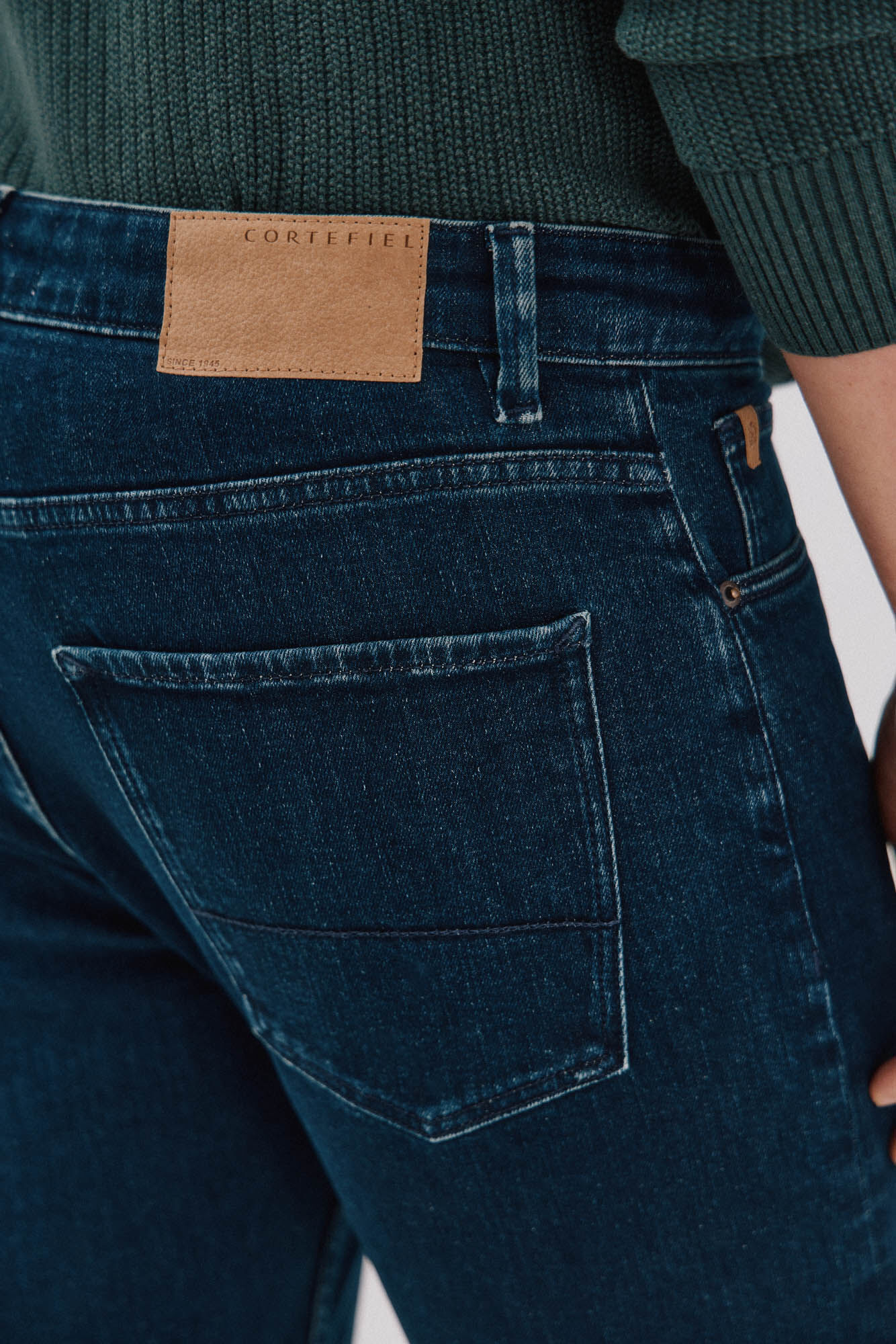 Cortefiel Pantal&oacute;n denim slim fit Azul marino