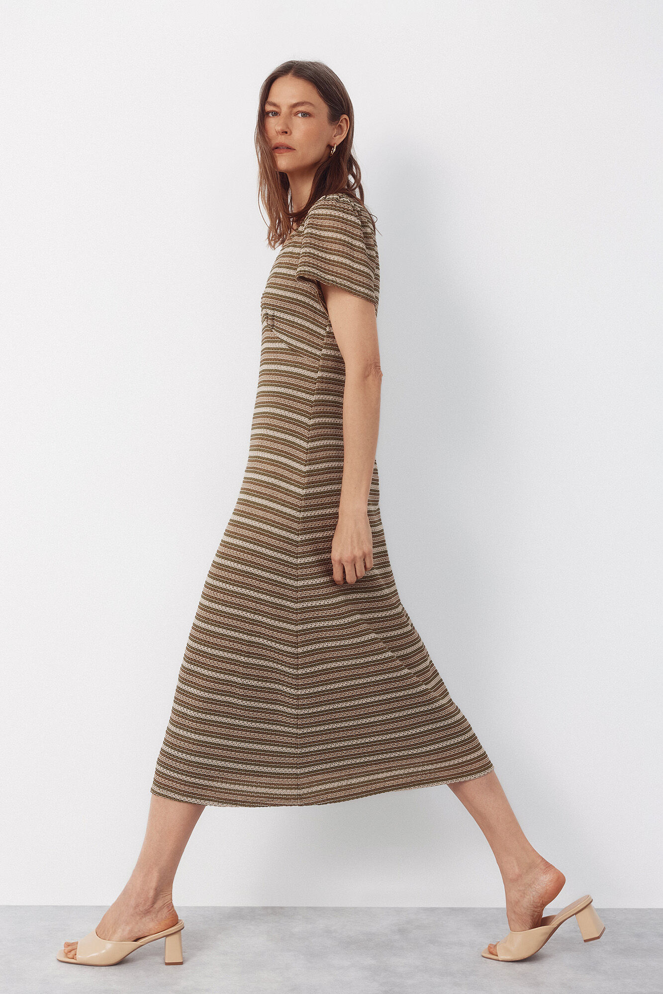 Cortefiel Vestido de rayas Kaki