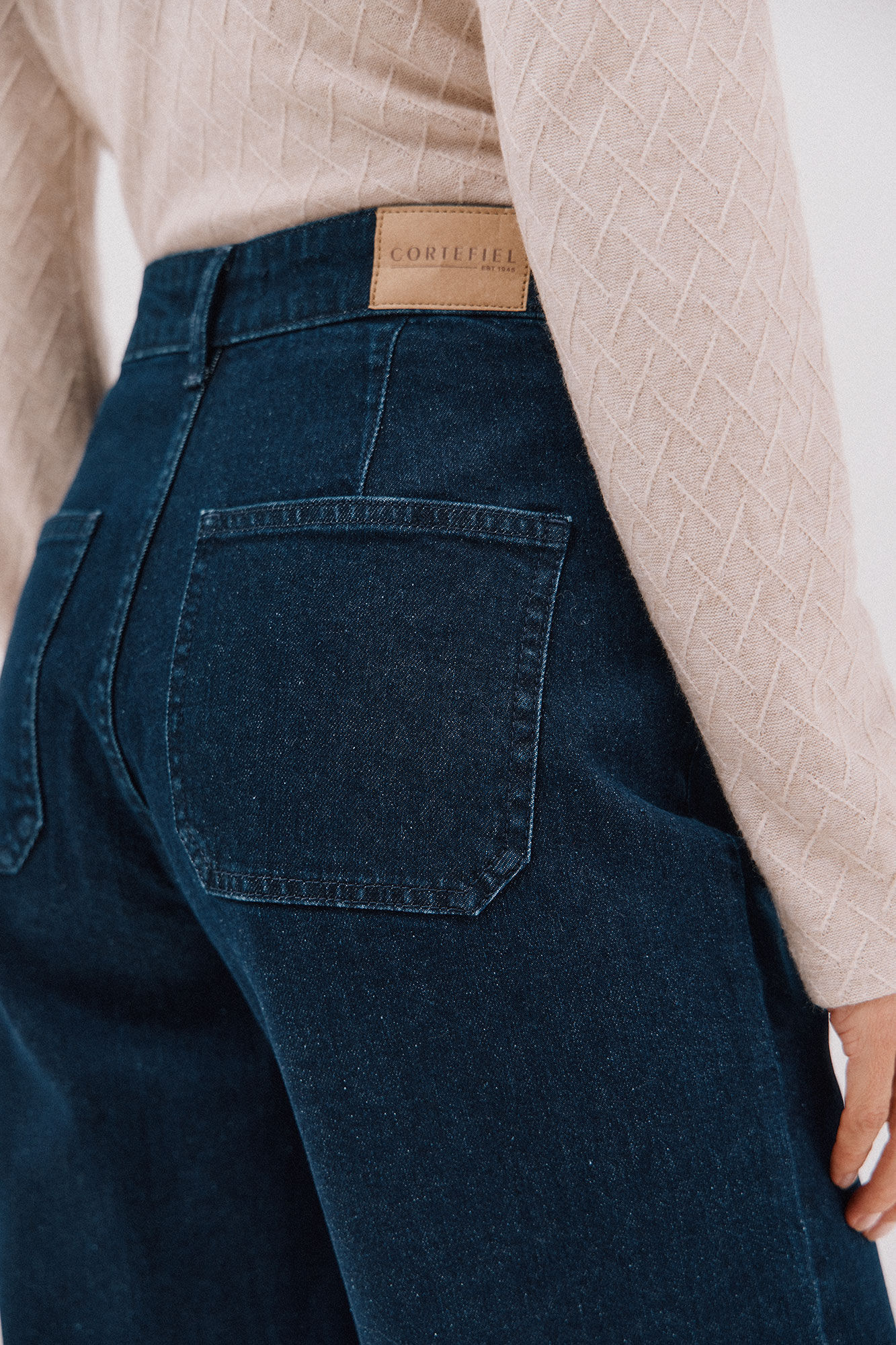 Cortefiel Pantalones marine bolsillos Azul