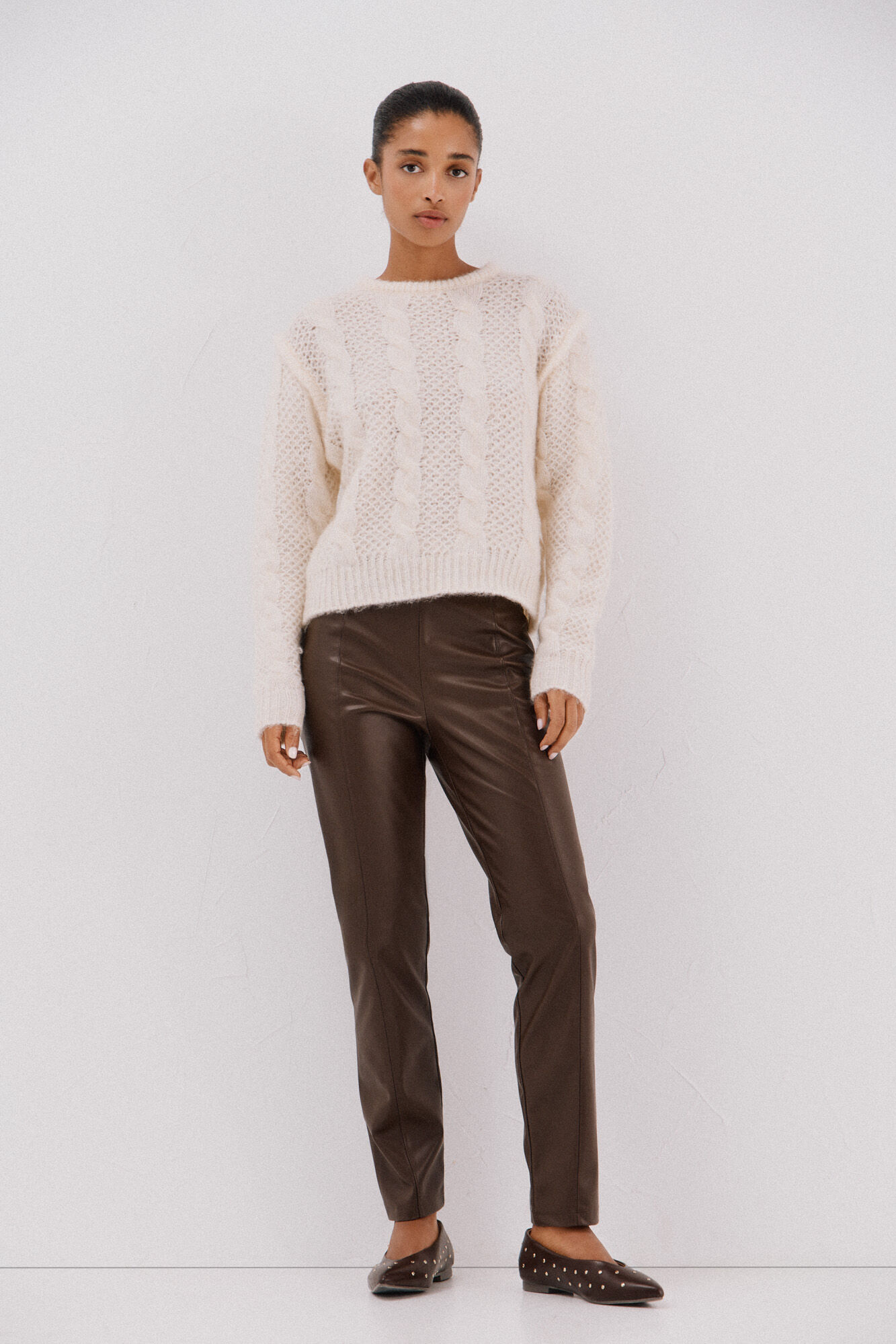 Cortefiel Su&eacute;ter tejido ochos. Marfil