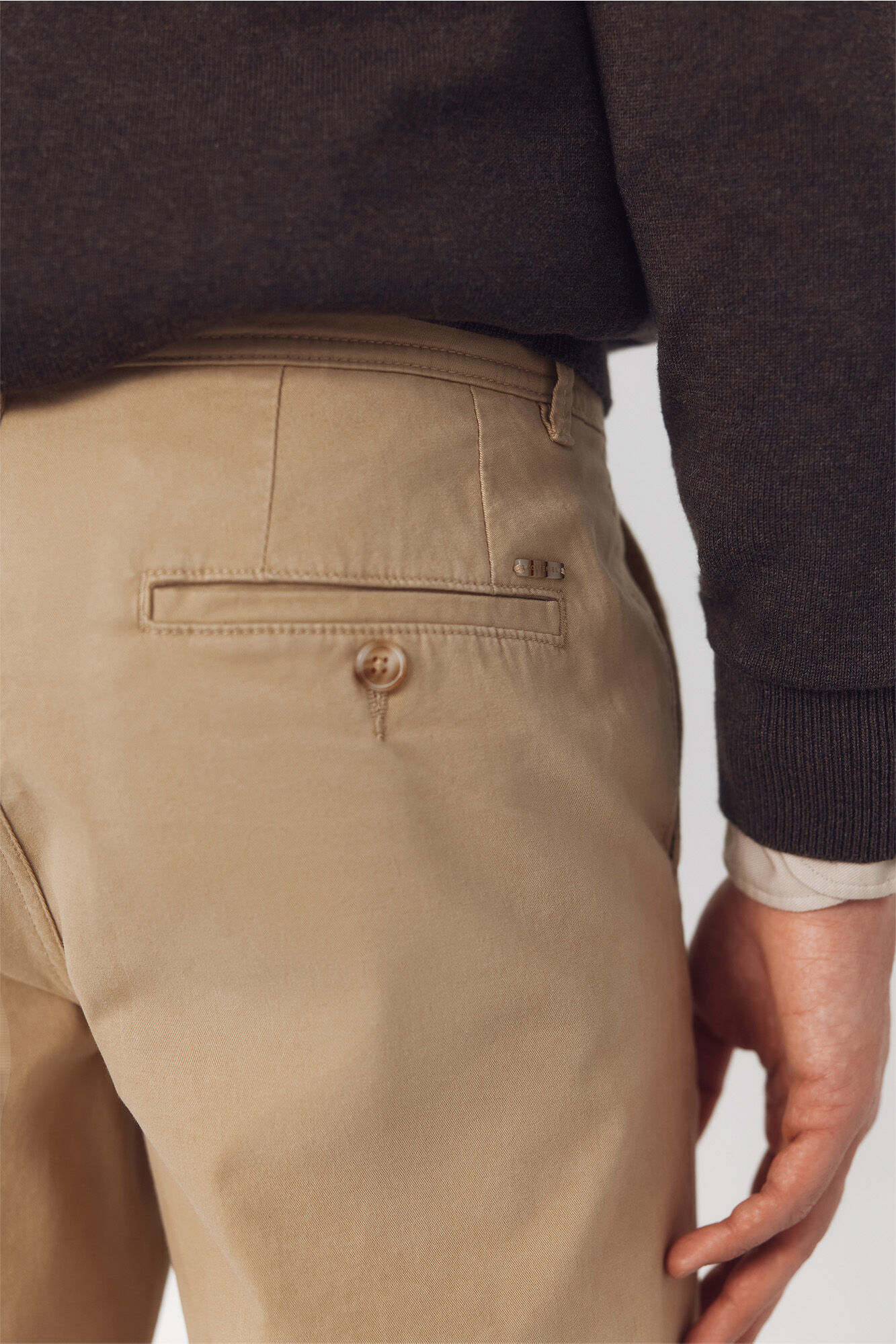 Cortefiel Pantal&oacute;n chino regular fit Beige