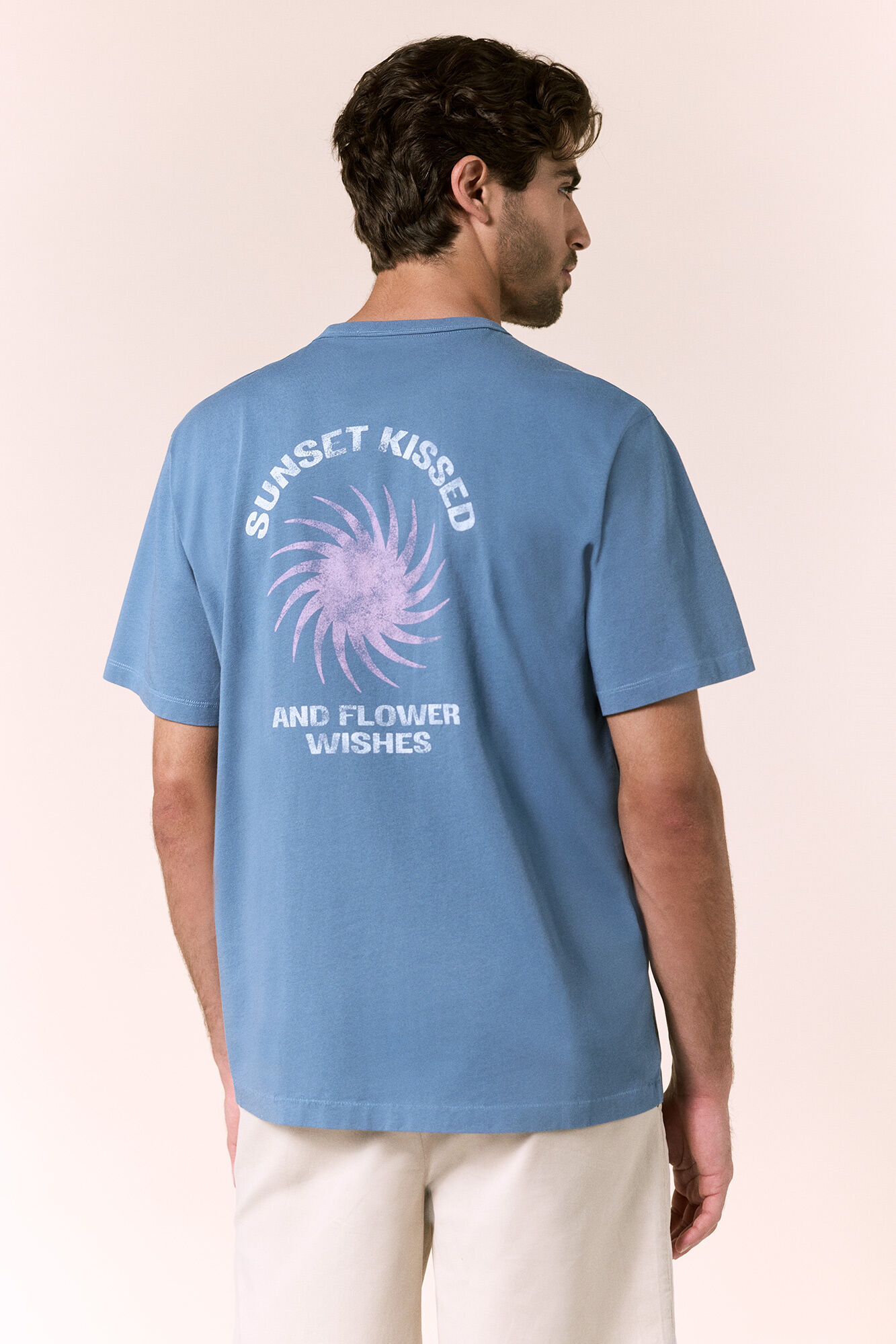 OOTO Camiseta gr&aacute;fica lavada