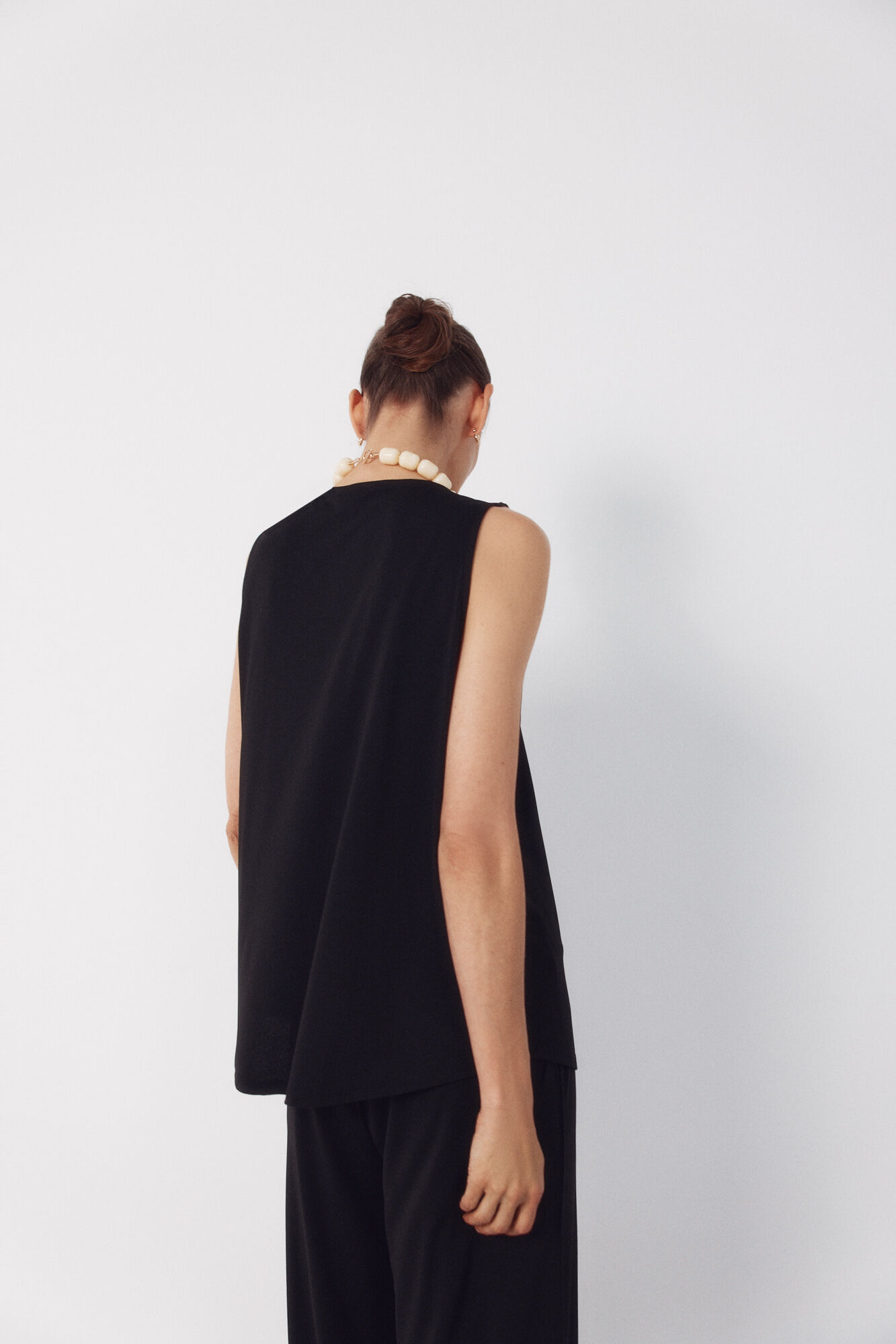 Cortefiel Top largo con pliegues Negro