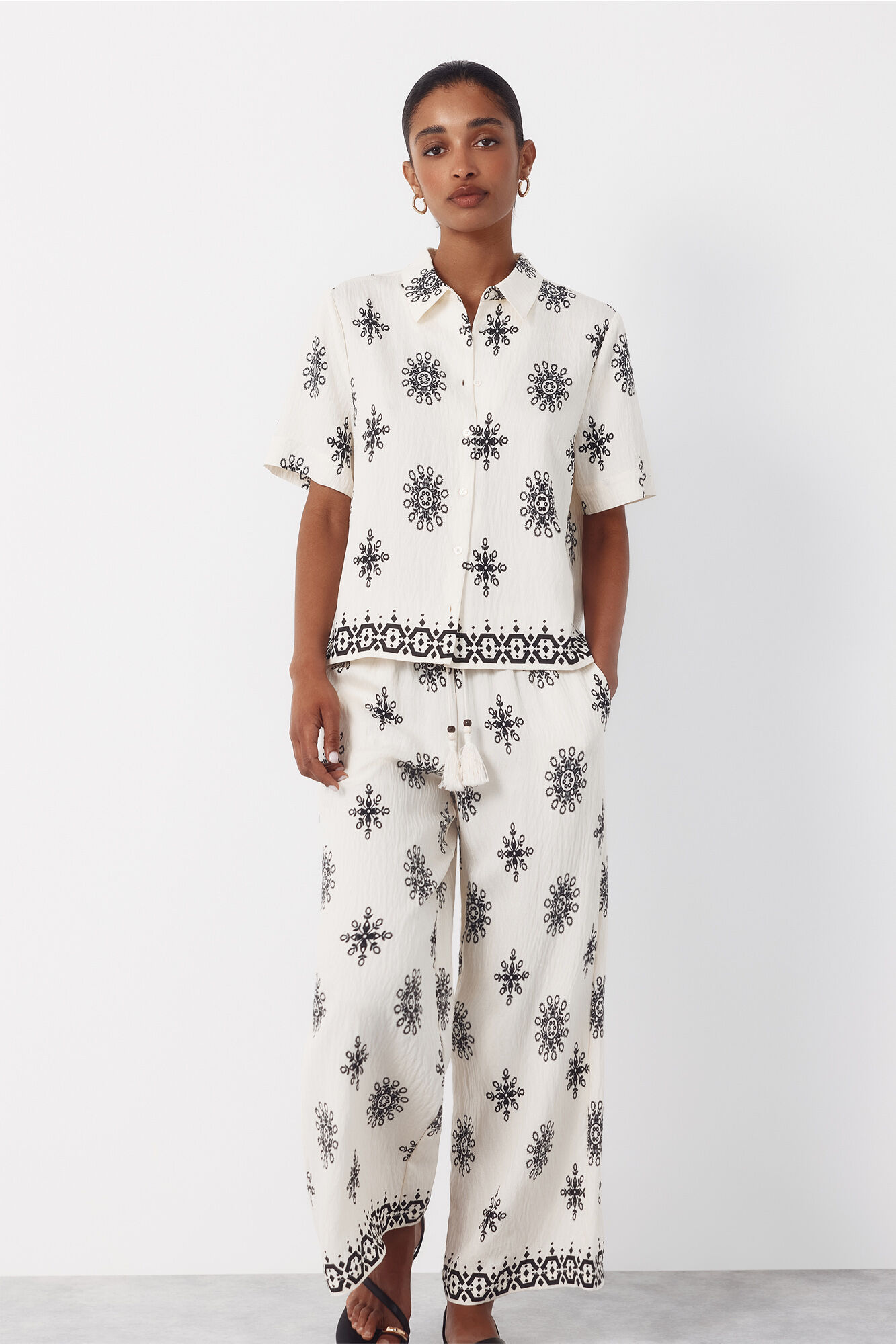 Cortefiel Pantal&oacute;n estampado