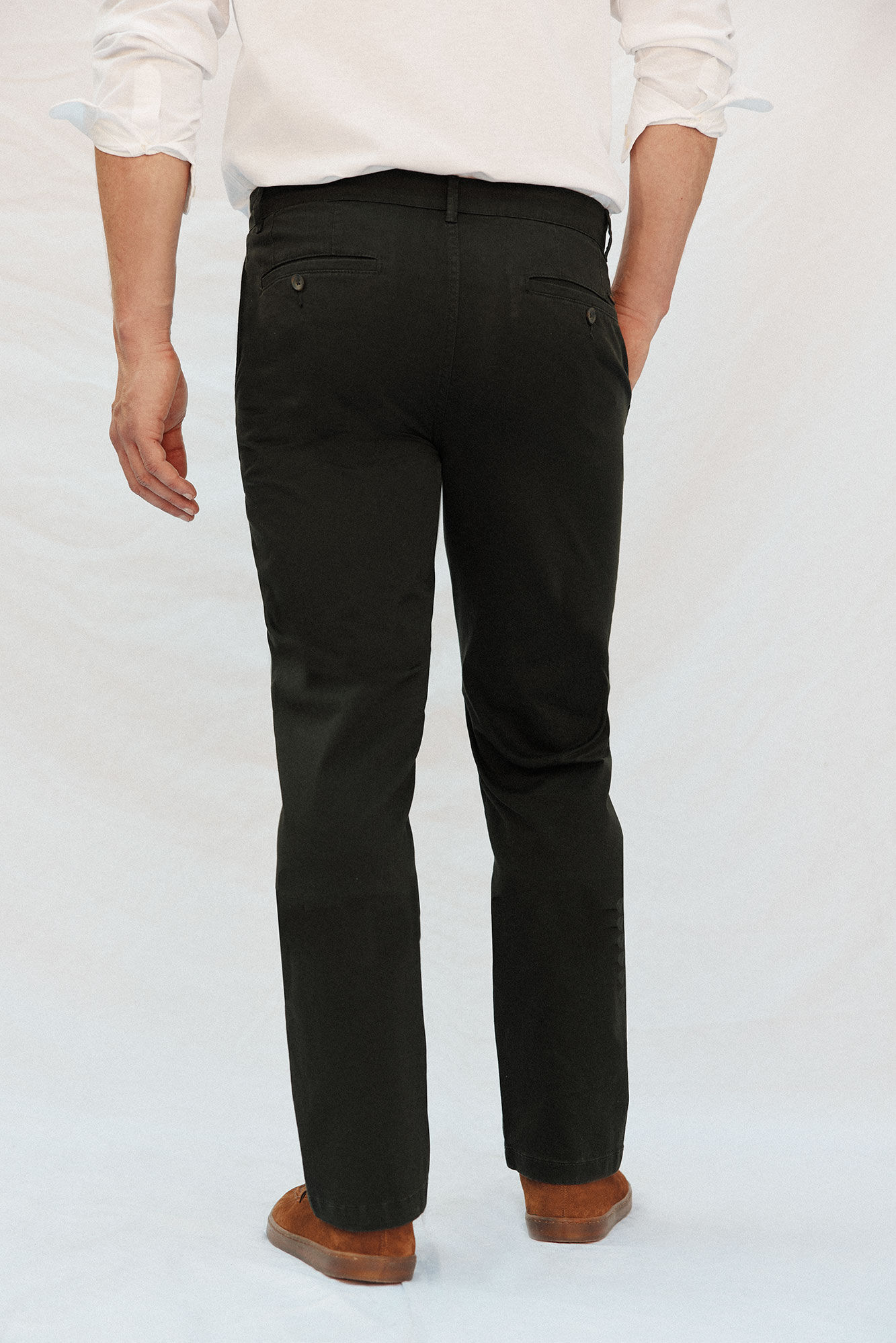 Cortefiel Pantal&oacute;n chino ligero regular fit Kaki