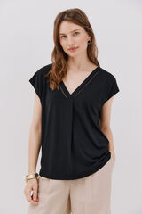 Cortefiel Playera pico con detalle puntilla Negro