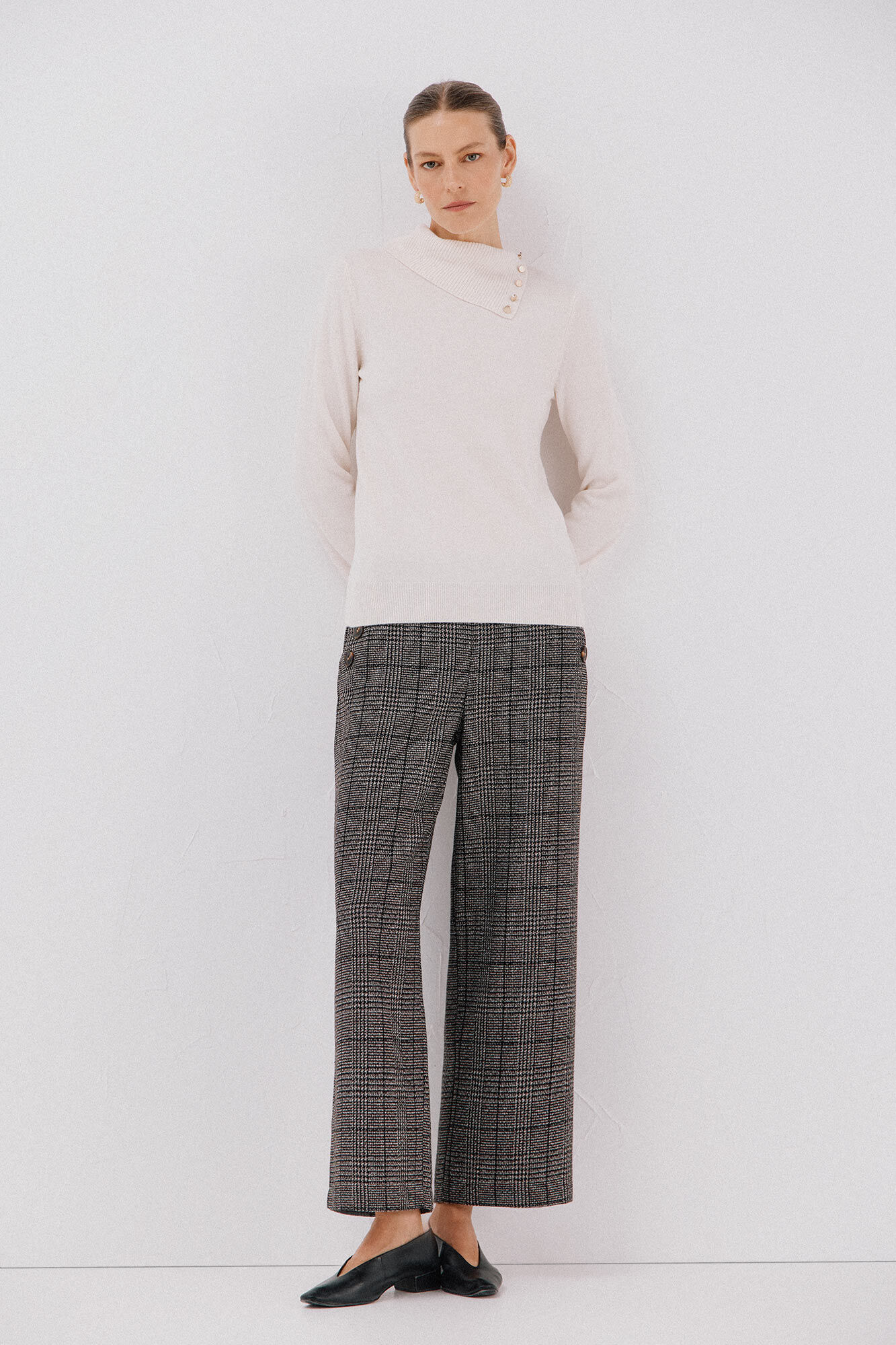 Cortefiel Su&eacute;ter cuello botones