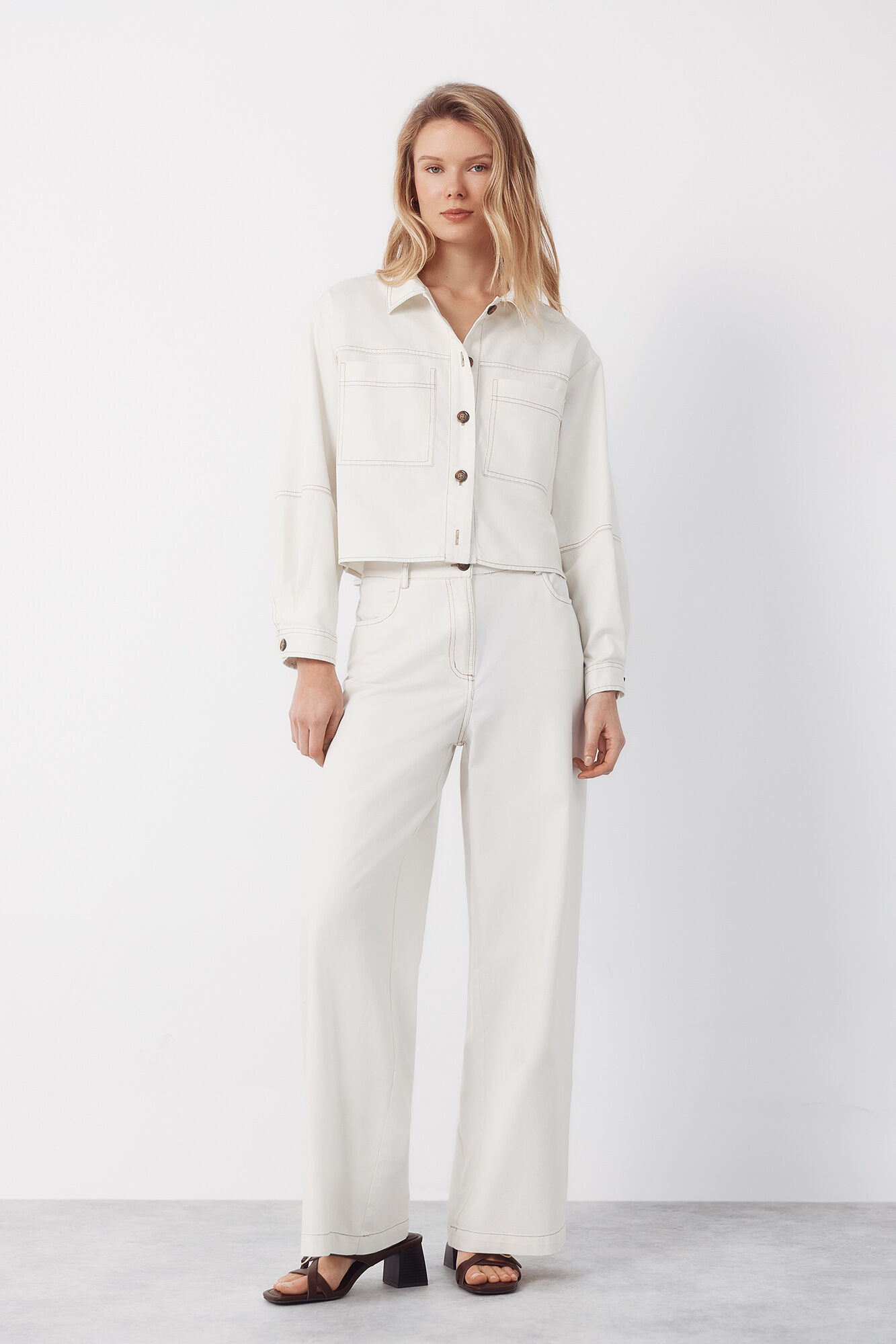 Cortefiel Camisa de mezclilla suave Marfil