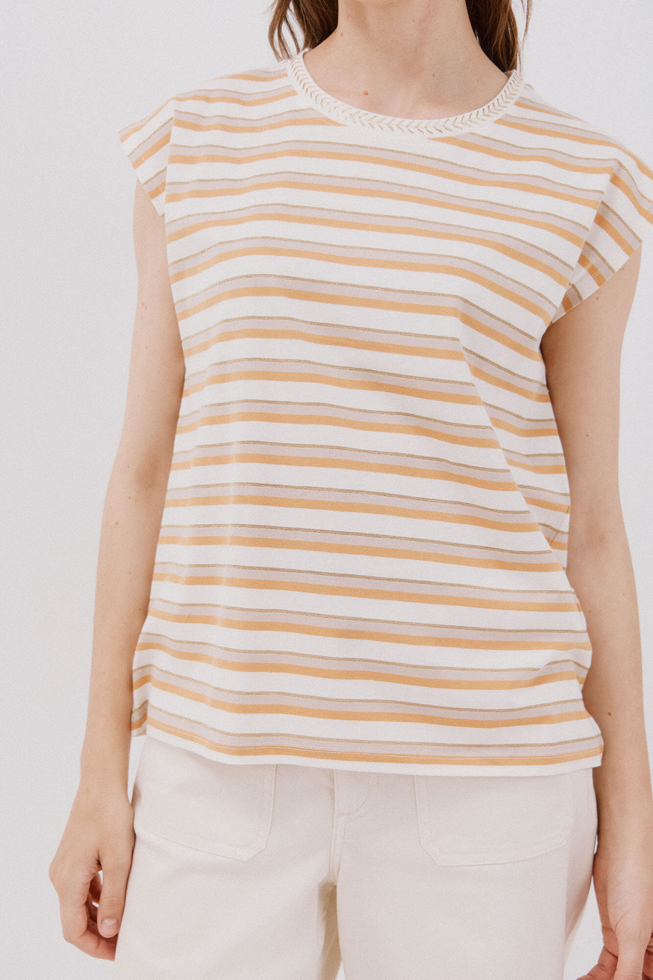 Cortefiel Playera escote pico Multicolor