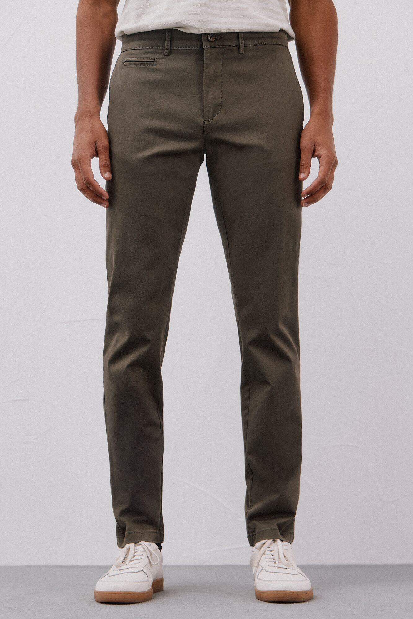 Cortefiel Pantal&oacute;n chino ligero slim fit