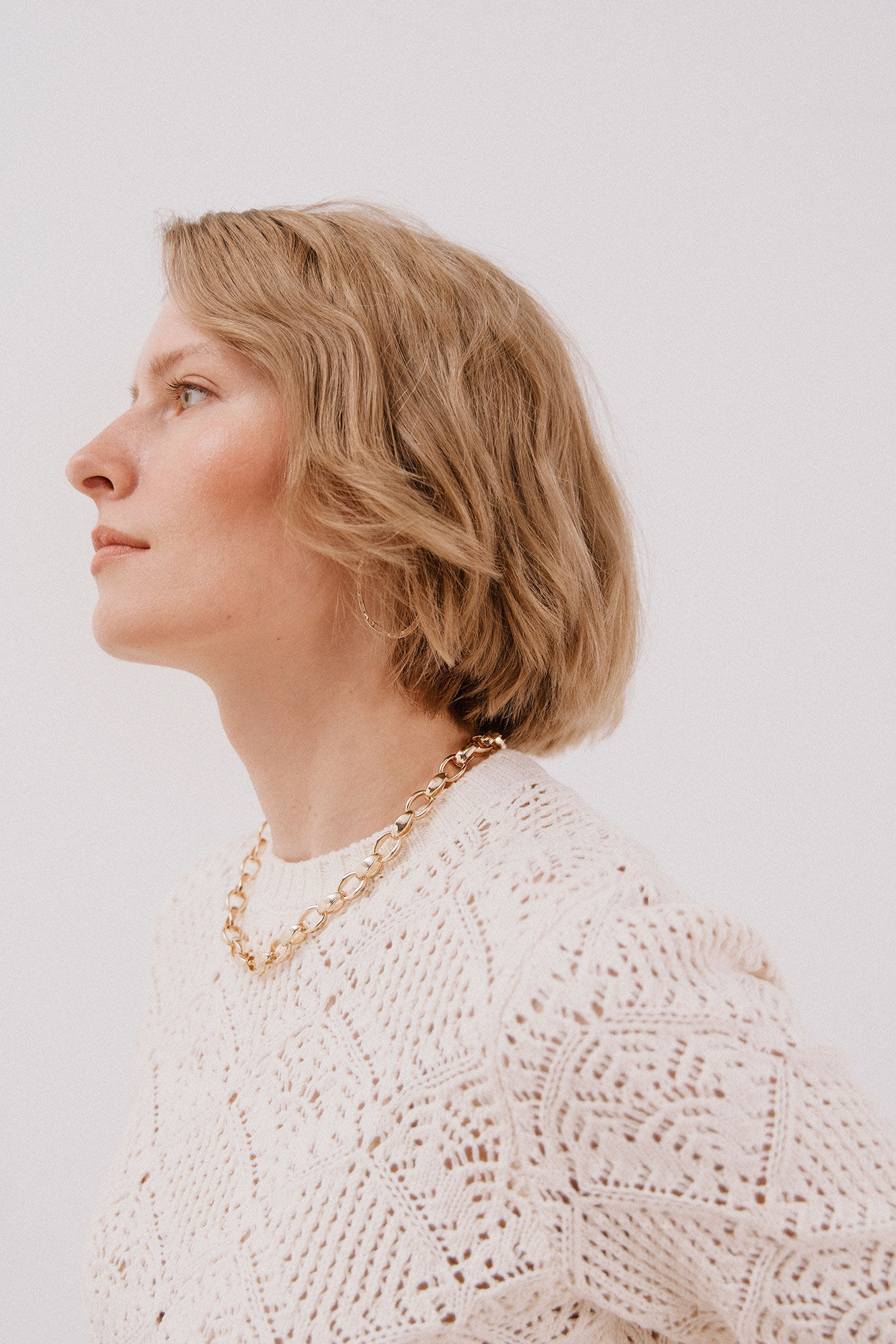 Cortefiel Su&eacute;ter de tejido Marfil