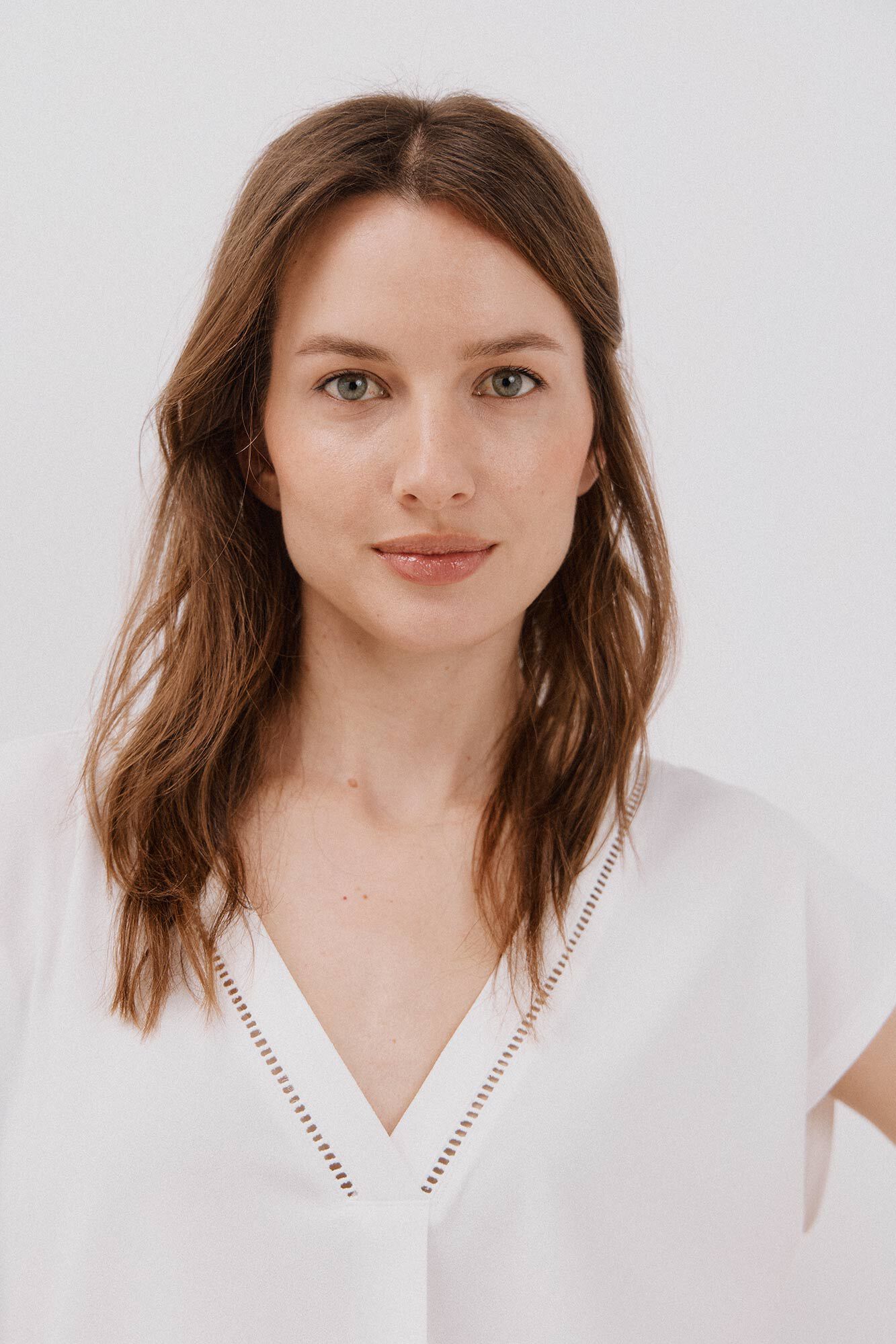 Cortefiel Playera pico con detalle puntilla Blanco