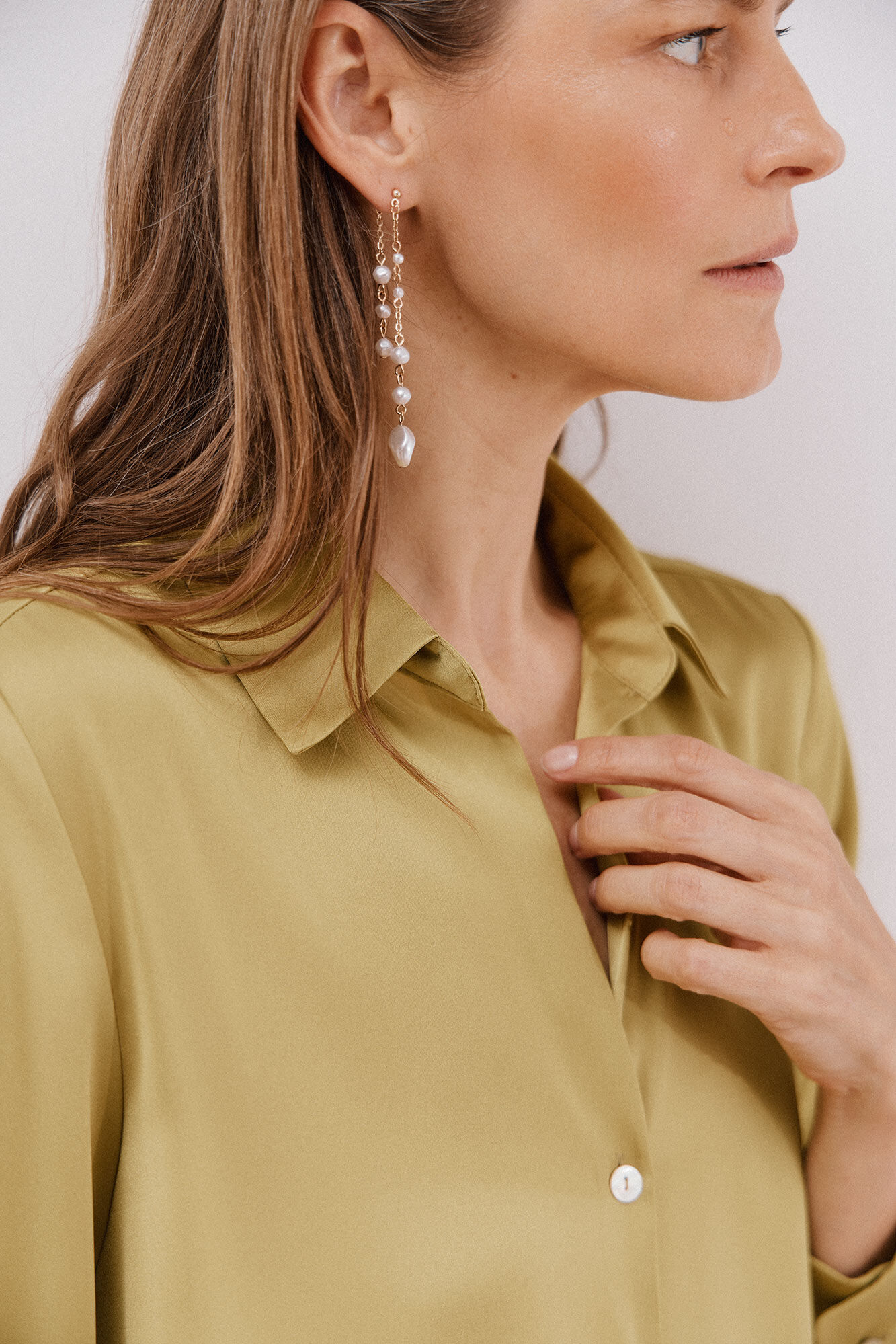 Cortefiel Camisa satinada Amarillo