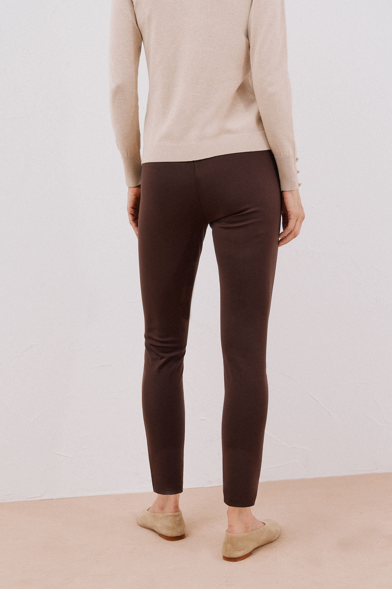 Cortefiel Legging de mujer de tejido Marr&oacute;n oscuro