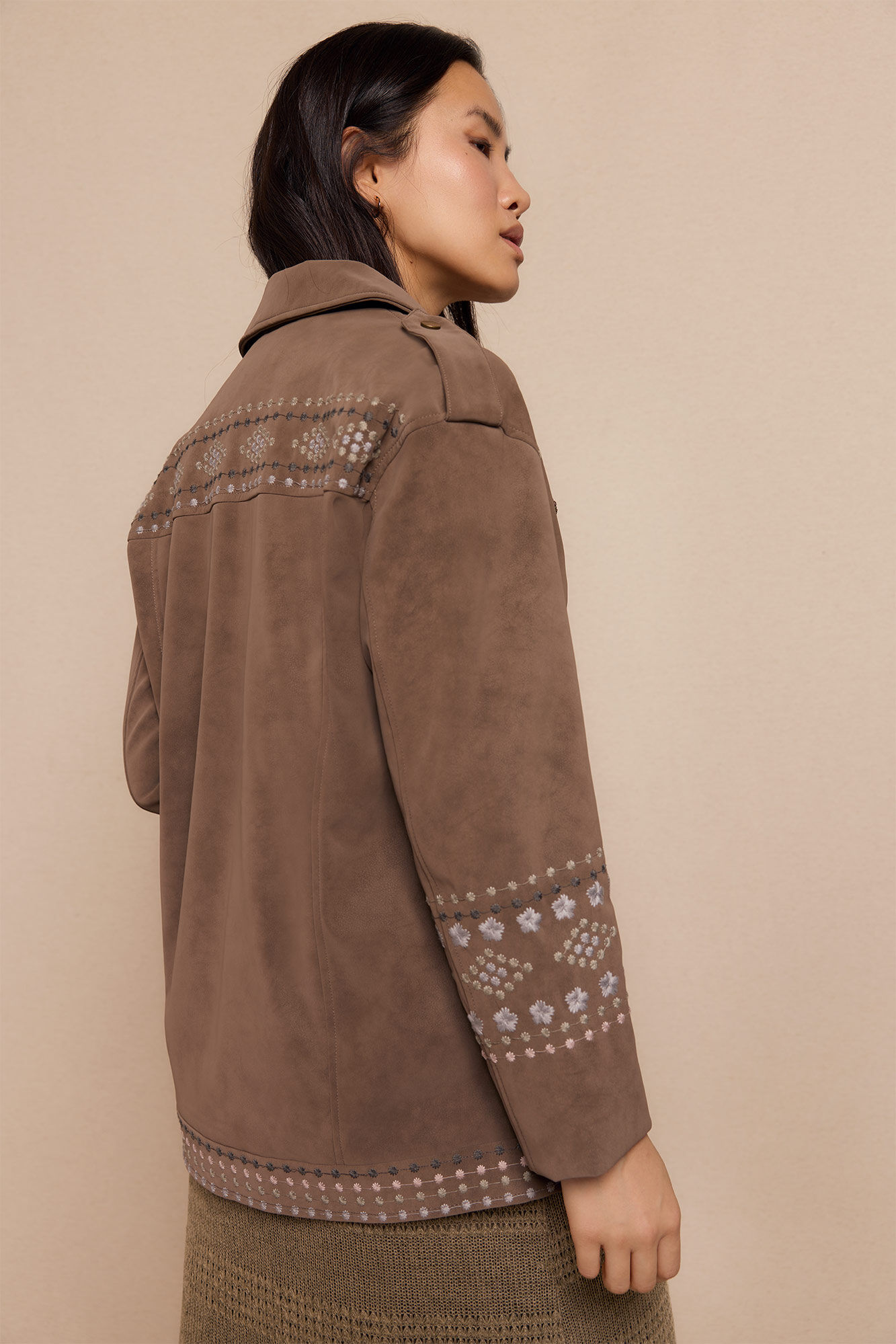 Slowlove Cazadora biker efecto piel bordada Beige