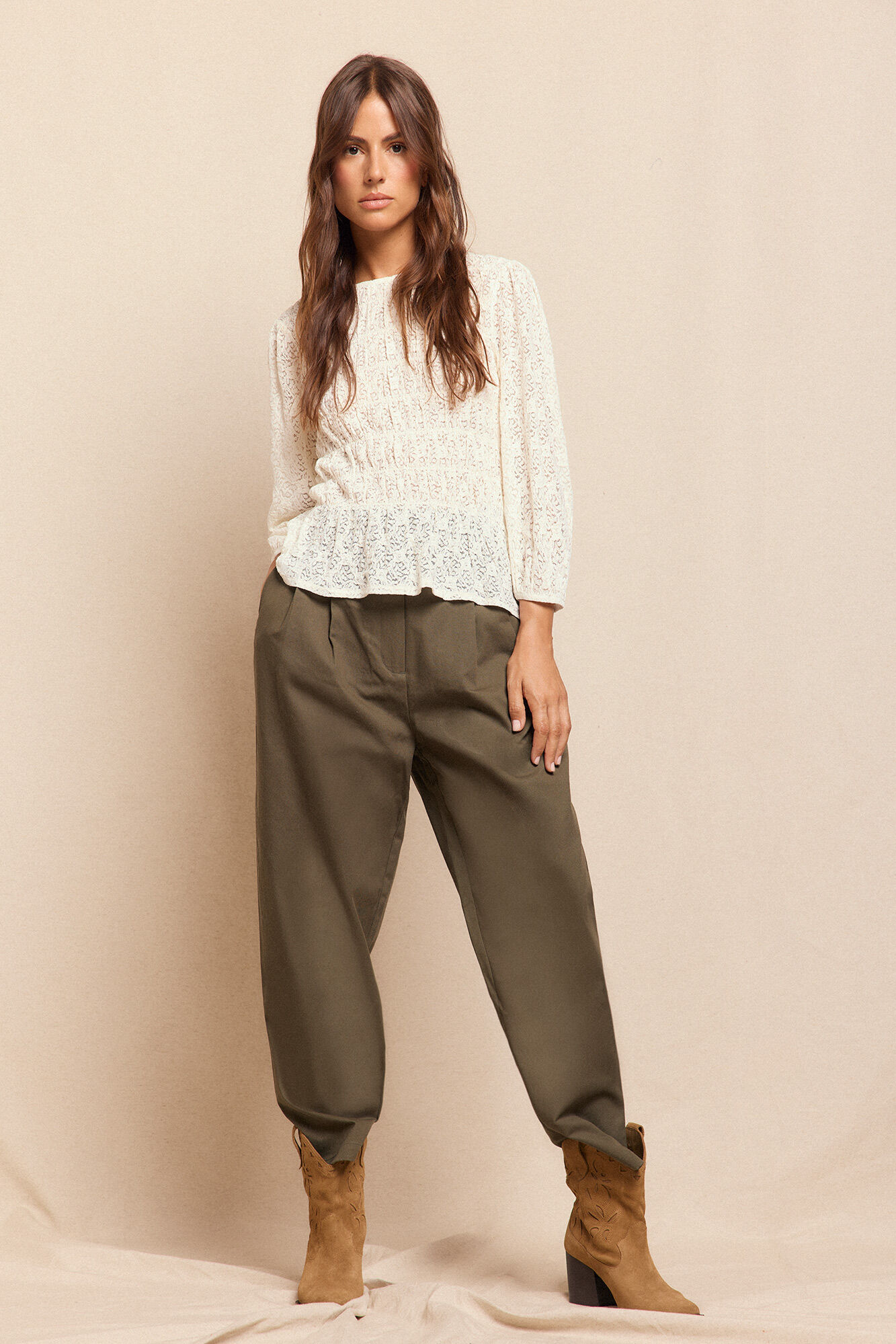 Slowlove Pantal&oacute;n de sarga con pinzas