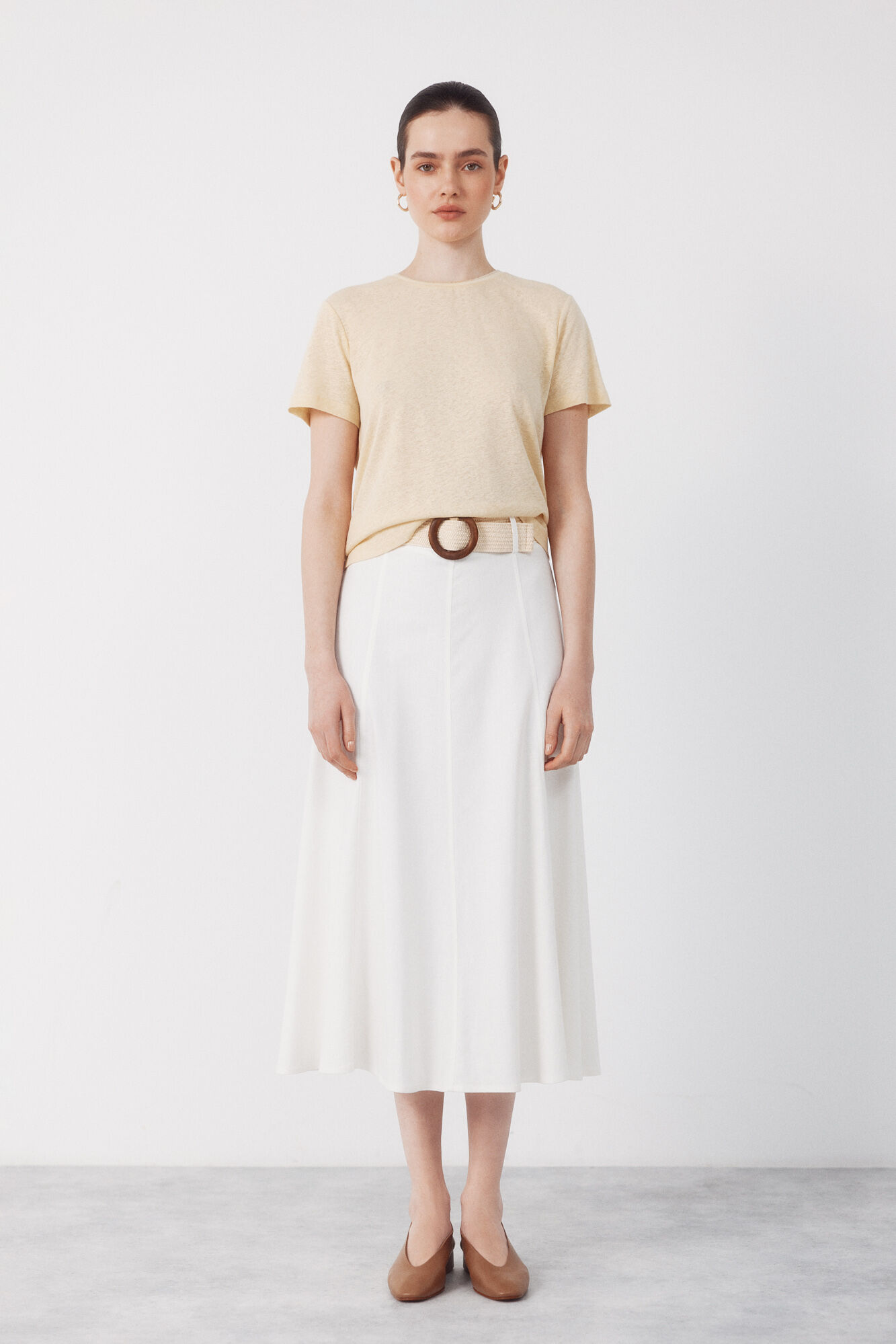 Cortefiel Playera de lino con escote lurex Amarillo
