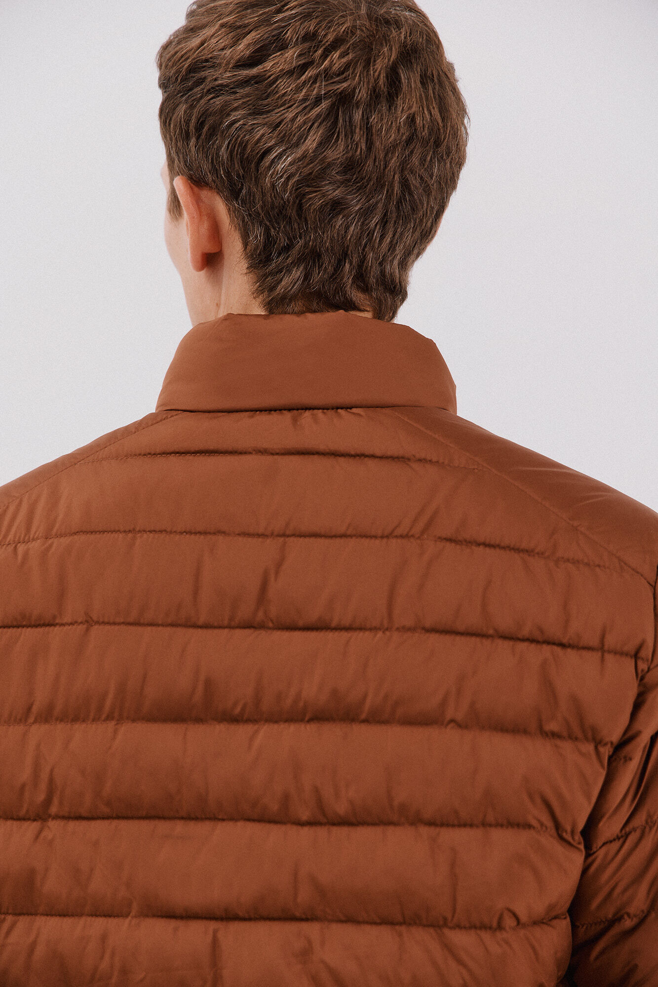 Cortefiel Chamarra acolchada ultralight Marr&oacute;n