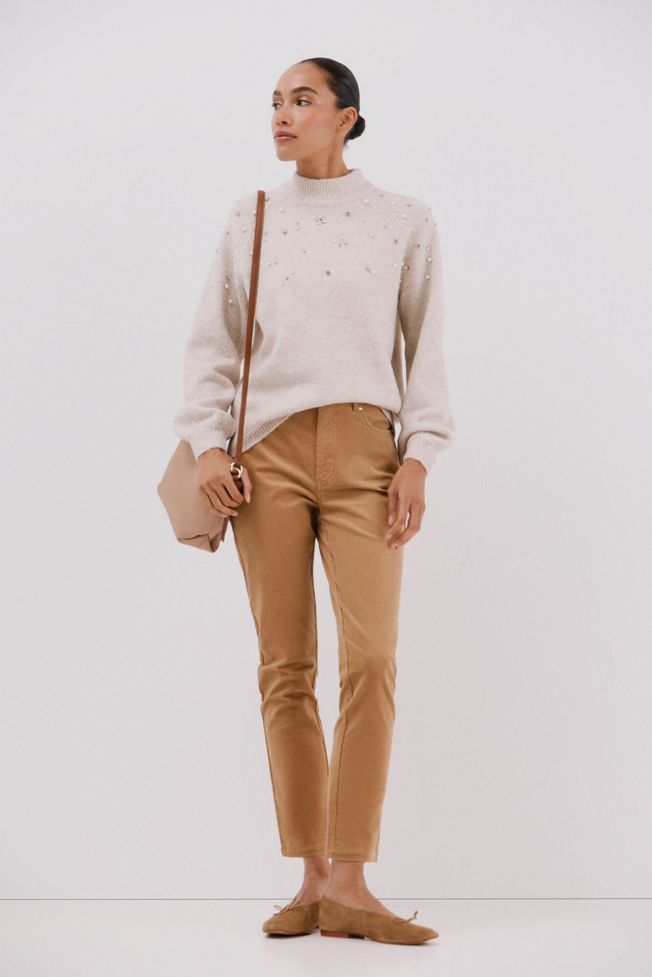 Cortefiel Su&eacute;ter strass y perlas