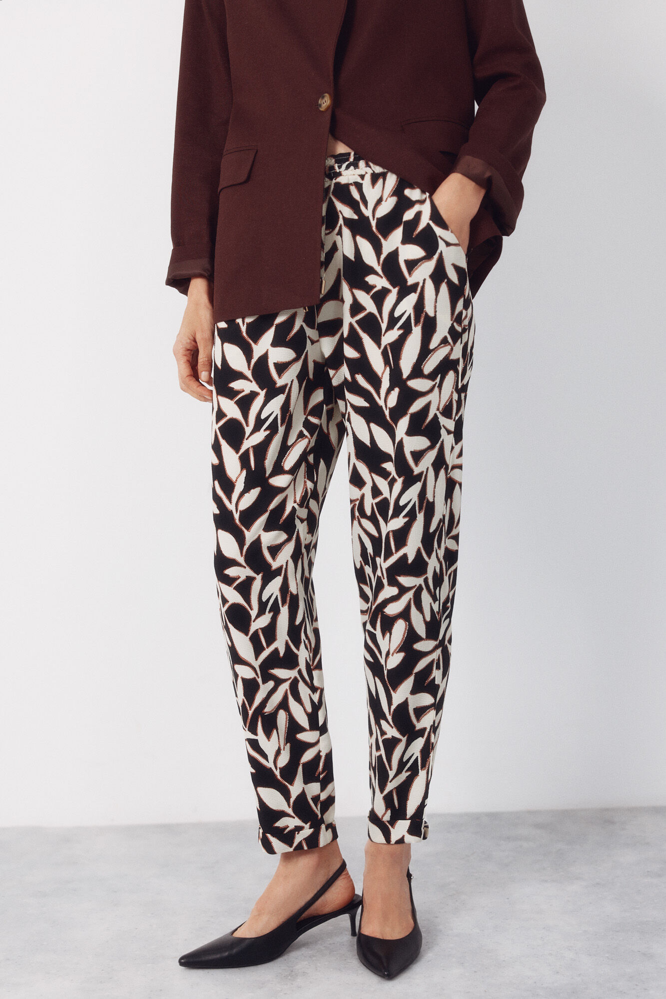 Cortefiel Pantal&oacute;n fluido con textura