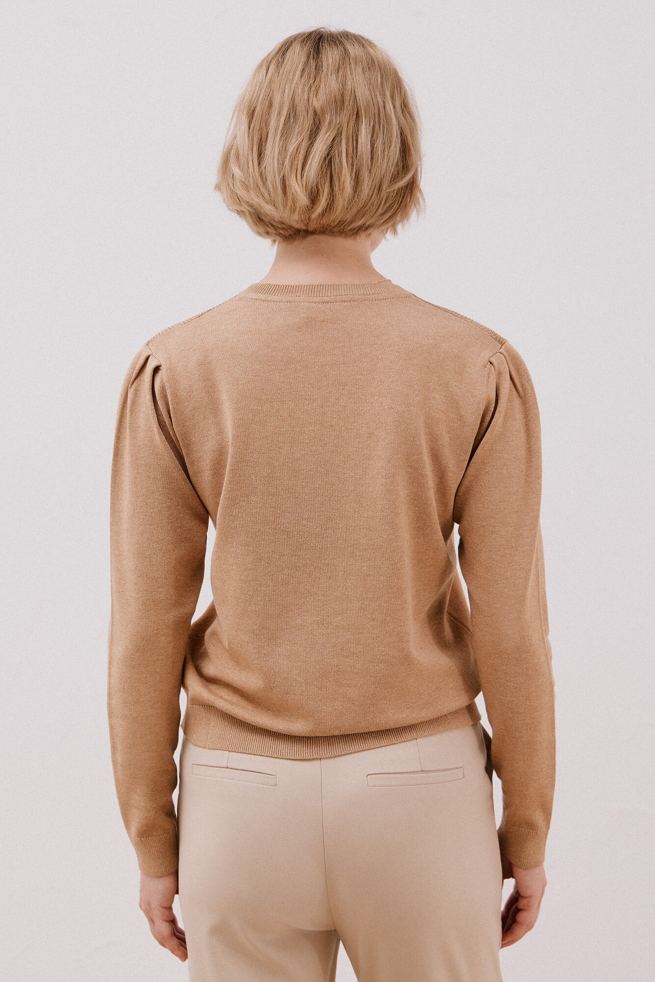 Cortefiel Su&eacute;ter combinado con hilo metalizado Beige