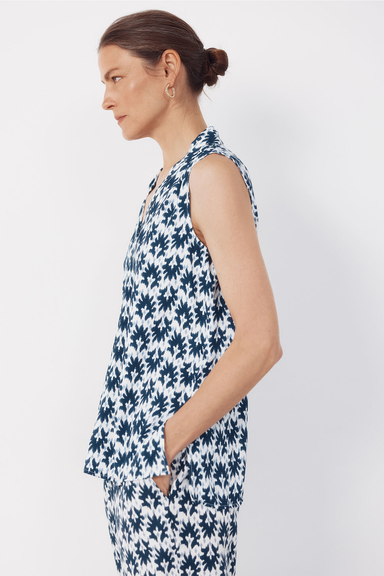 Cortefiel Blusa fluida con pliegues Estampado azul