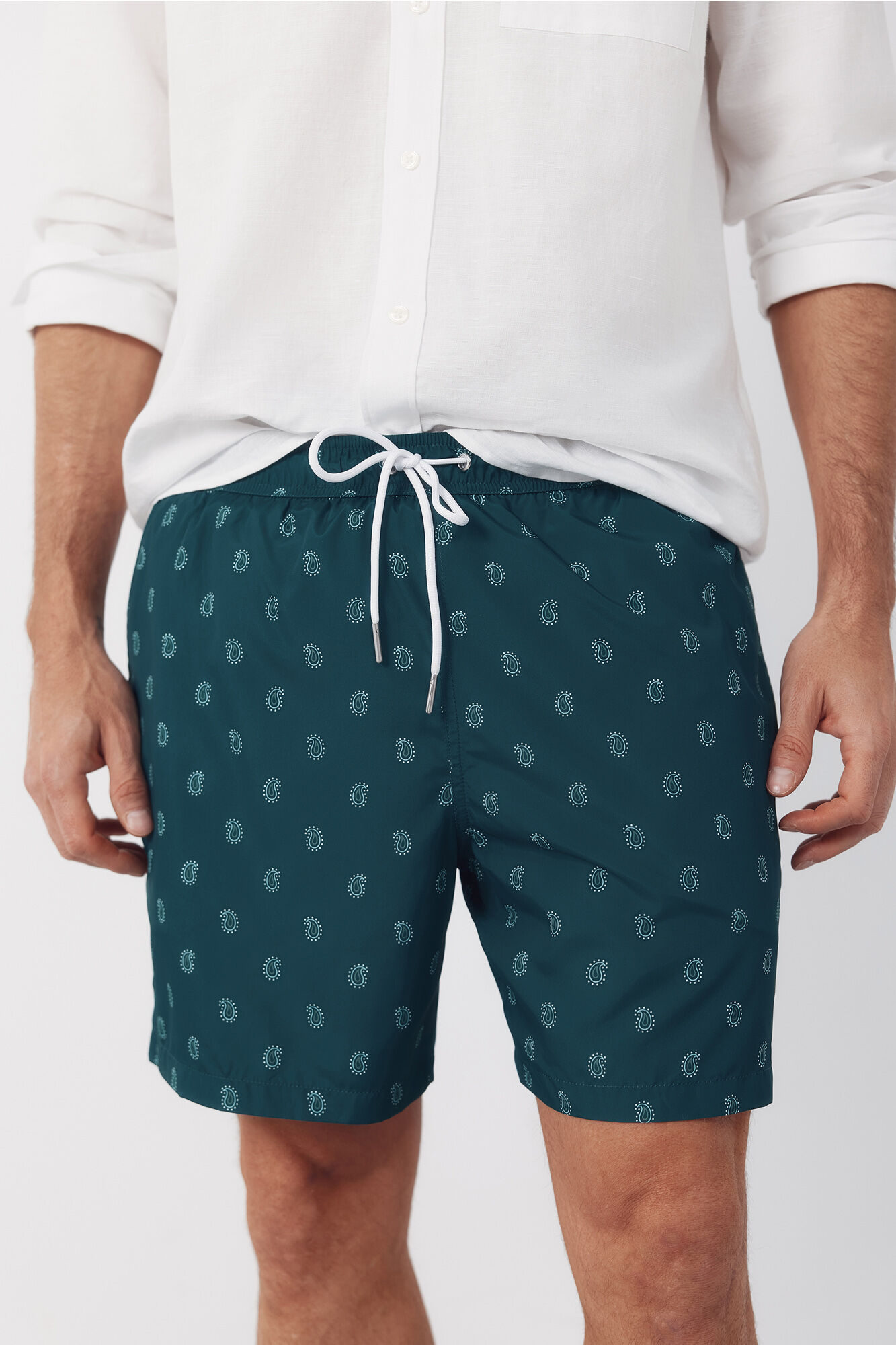 Cortefiel Ba&ntilde;ador estampado pasley