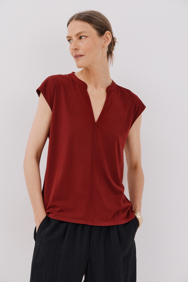 Cortefiel Playera básica sin mangas cuello mao Vino