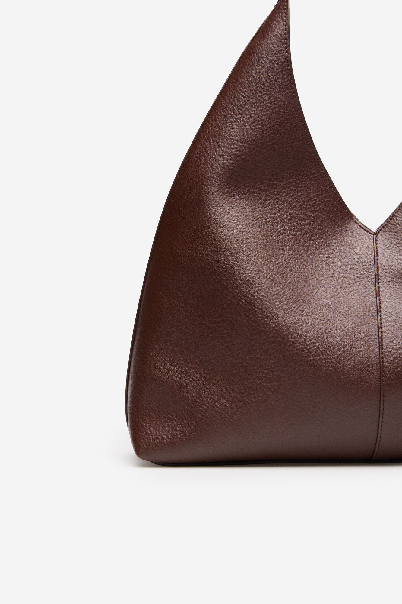 Cortefiel Bolsa hobo Marr&oacute;n oscuro