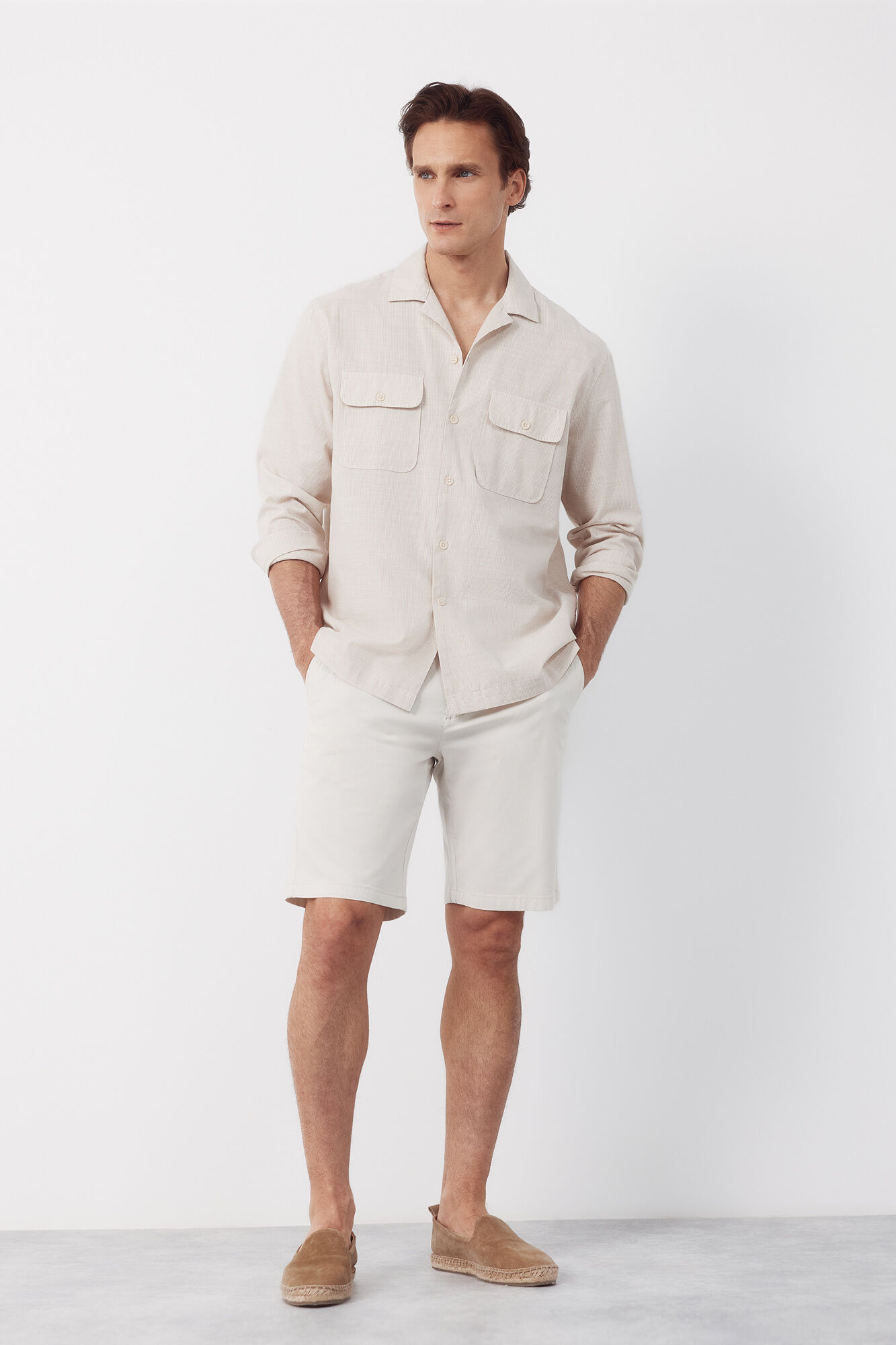 Cortefiel Camisa cuello bowling manga larga Beige