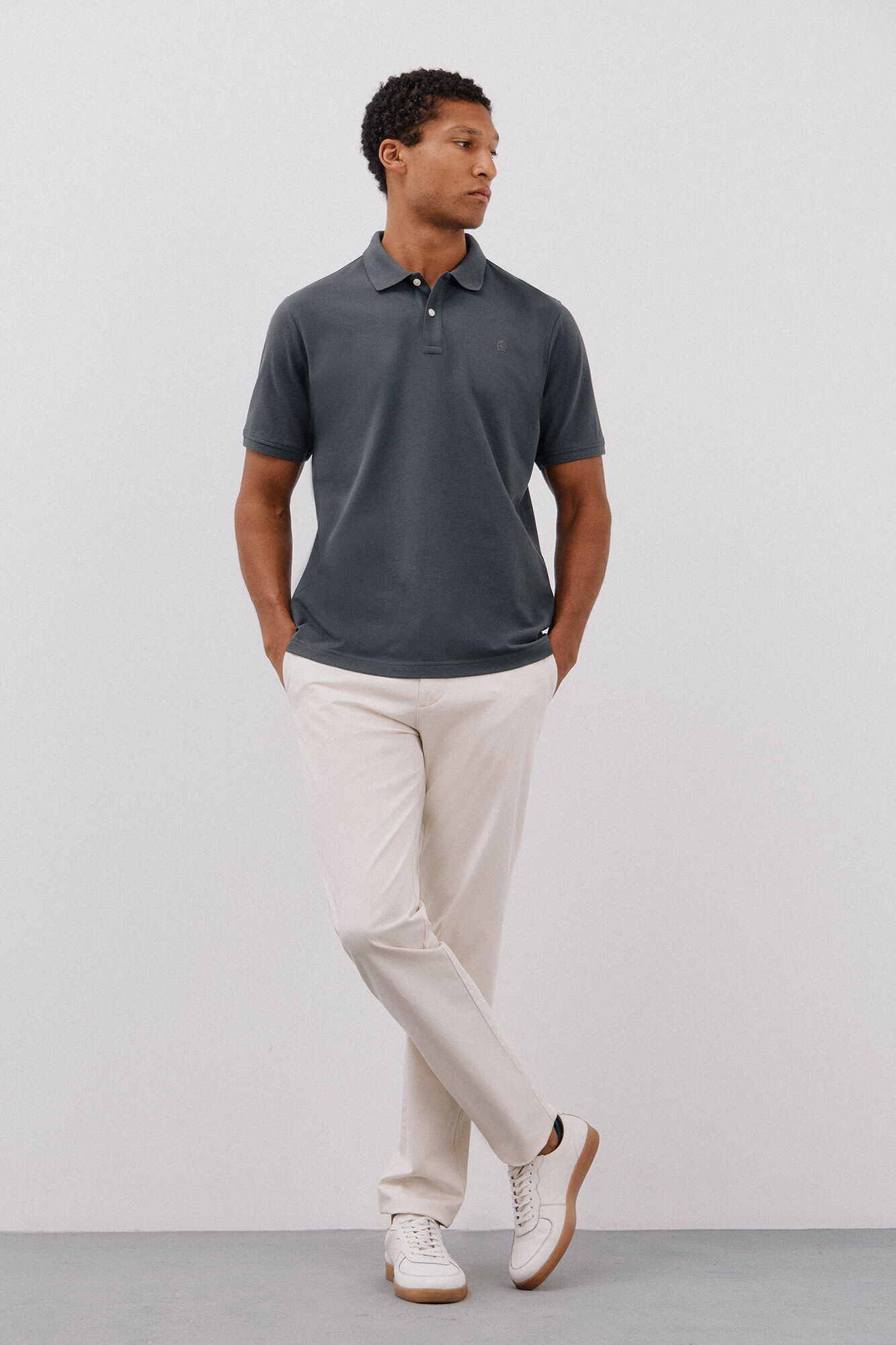 Cortefiel Polo b&aacute;sico piqu&eacute; Gris