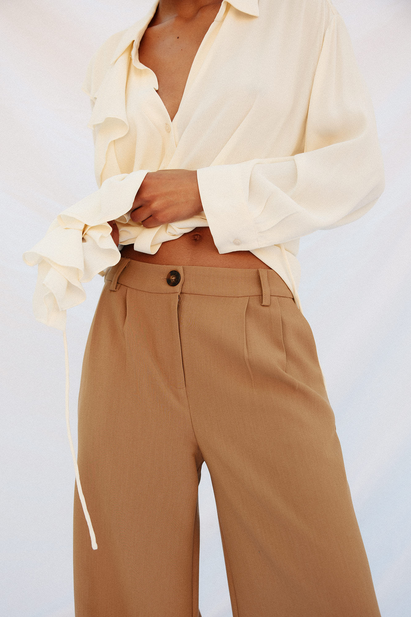 Cortefiel Pantal&oacute;n con doble pinza Beige