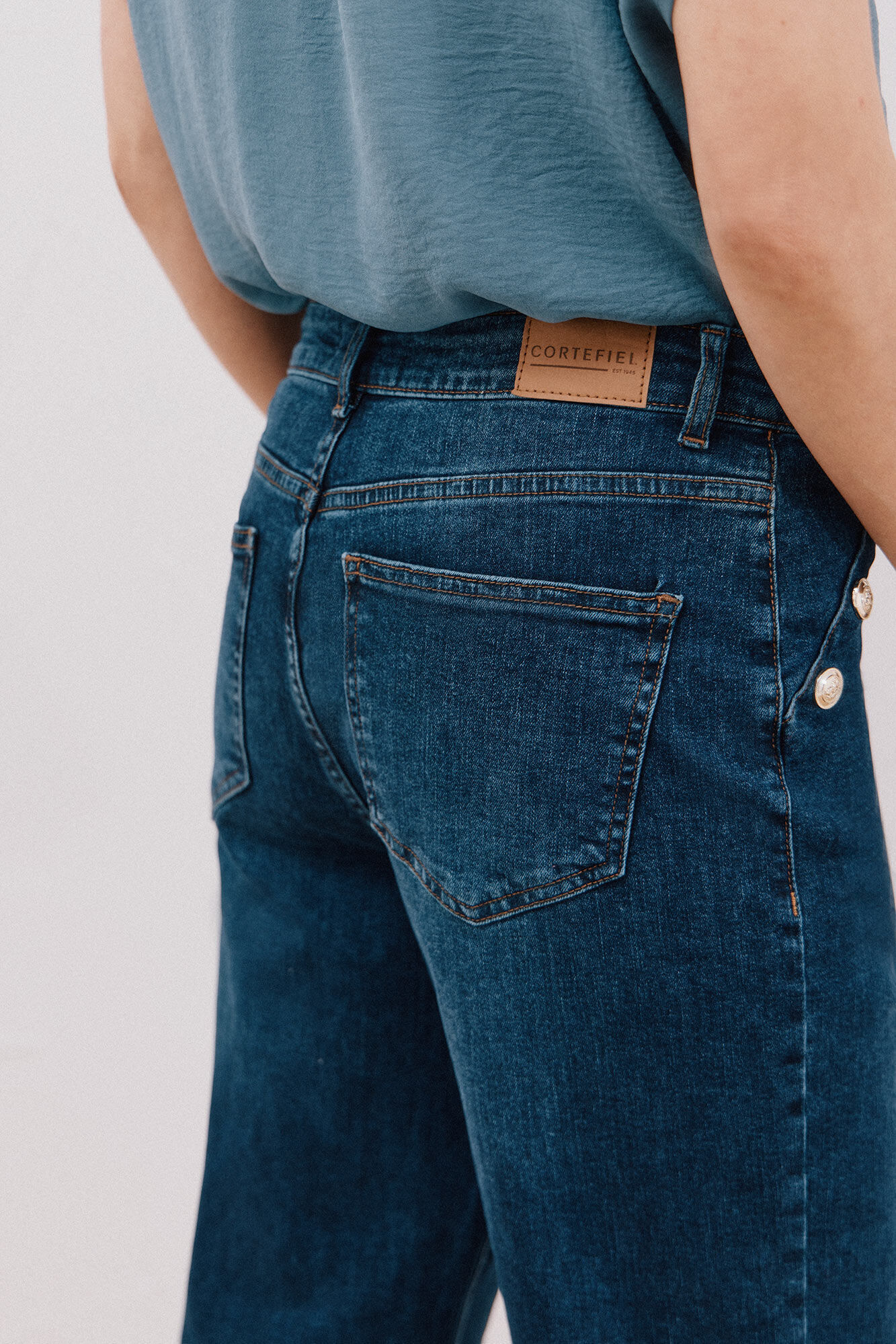 Cortefiel Pantalones palazzo botones Azul