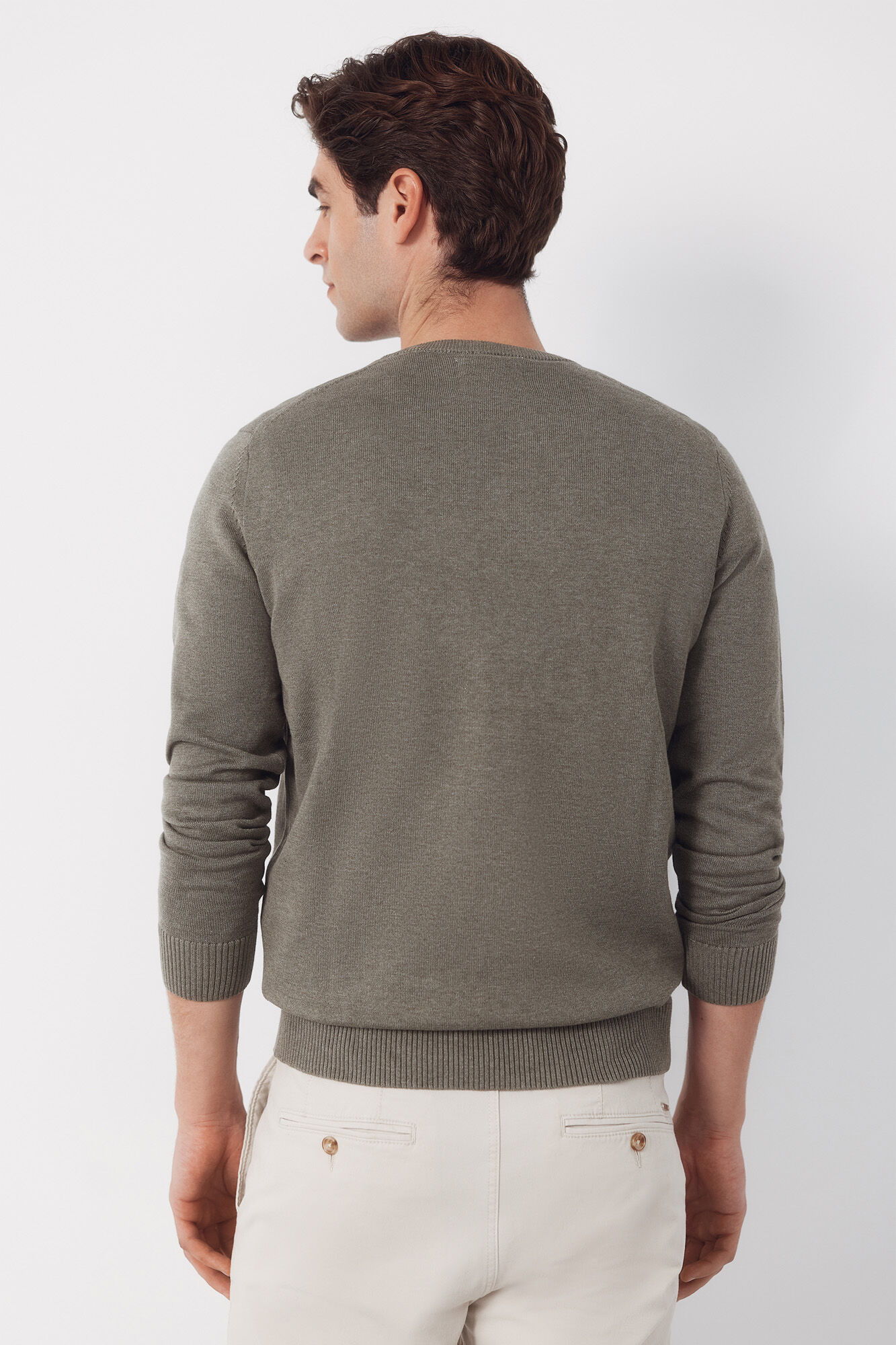Cortefiel Jersey punto algod&oacute;n cuello pico b&aacute;sico Kaki