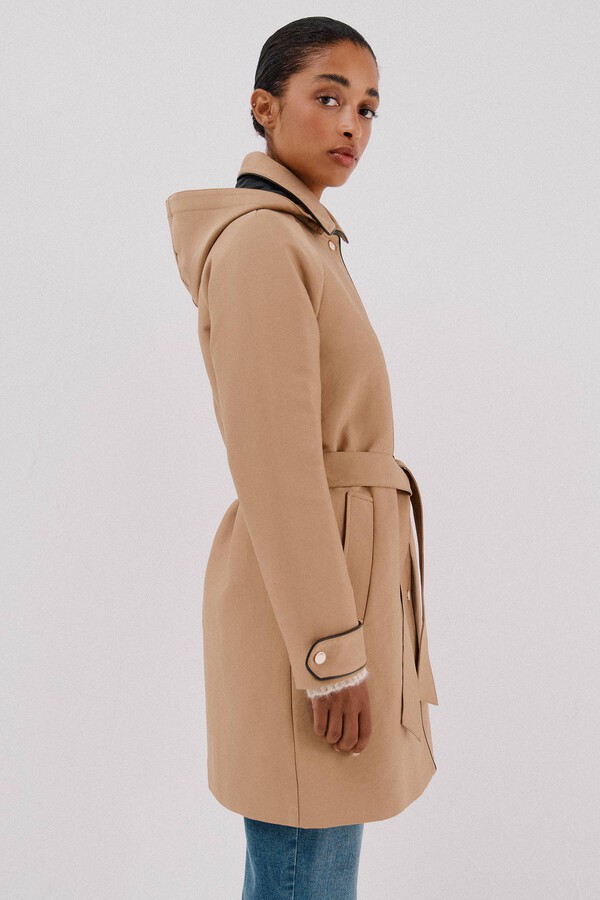 Cortefiel Gabardina satinada capucha desmontable Arena