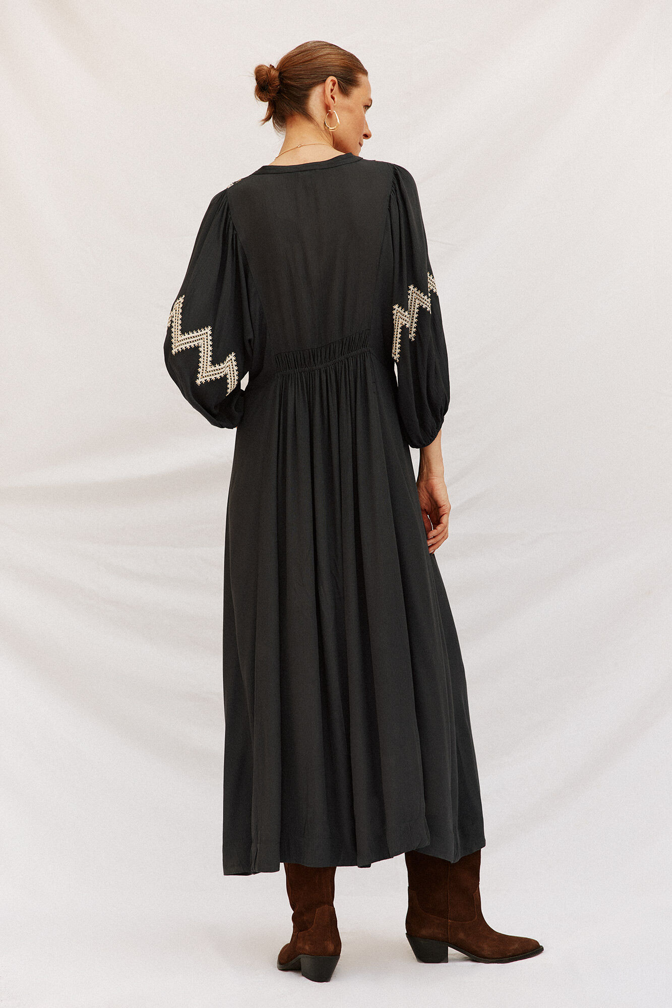 Cortefiel Vestido cuello redondo Gris