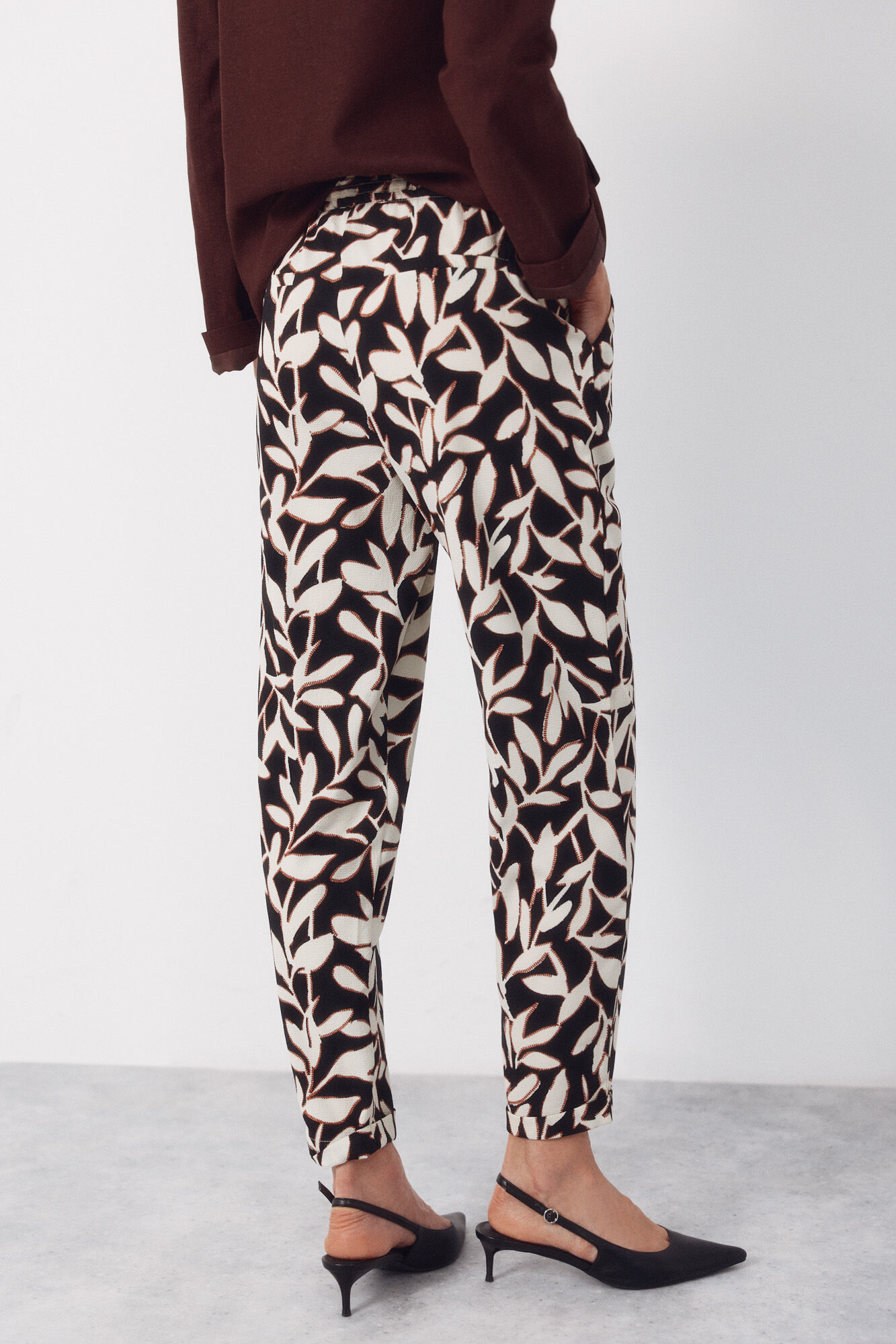 Cortefiel Pantal&oacute;n fluido con textura Multicolor