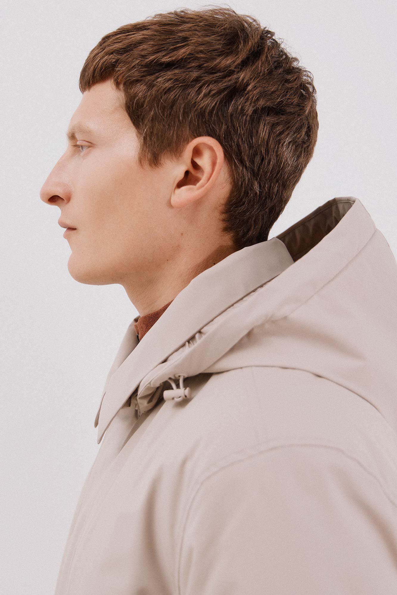 Cortefiel Gabardina t&eacute;cnica Beige