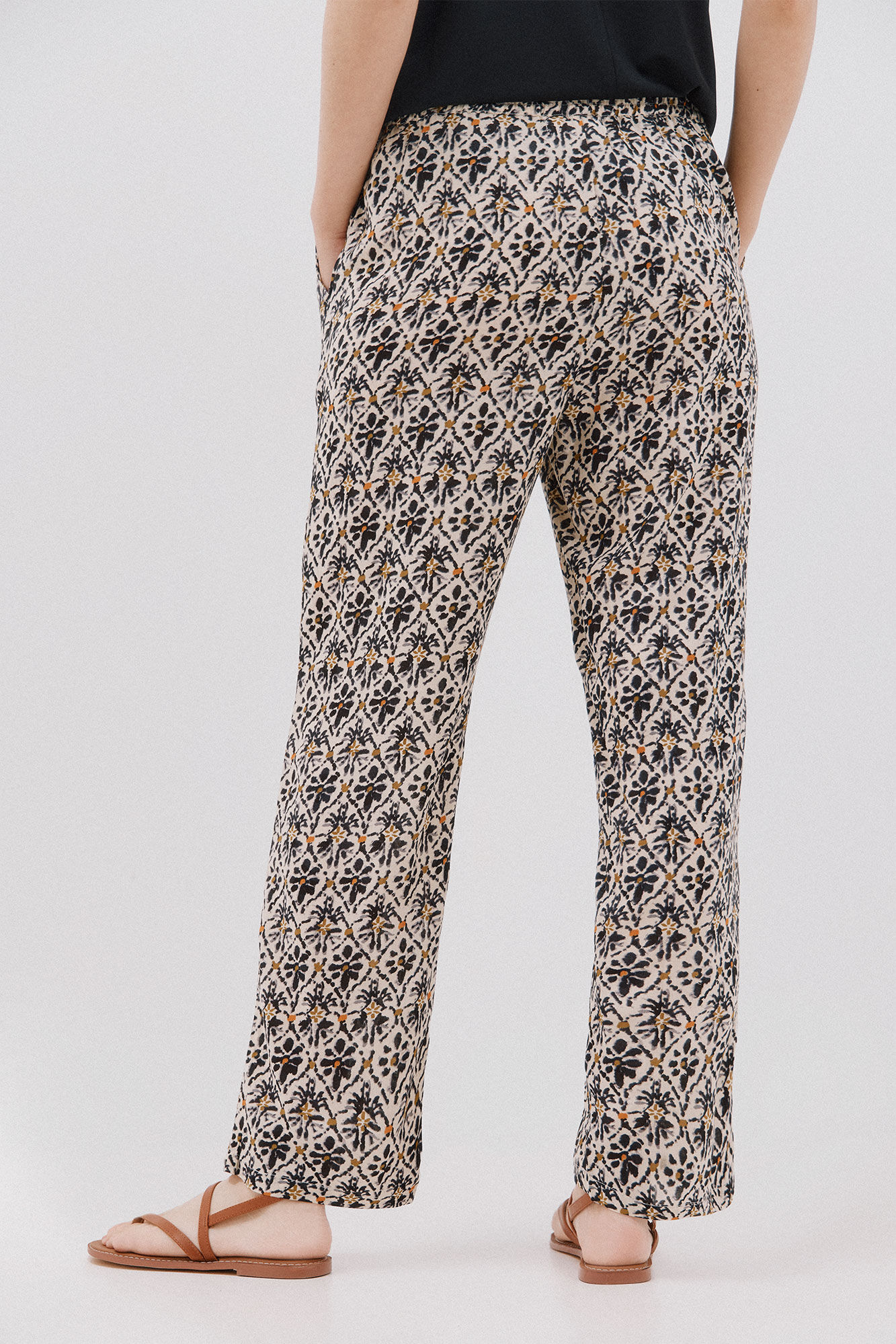 Cortefiel Pantal&oacute;n fluido estampado Multicolor