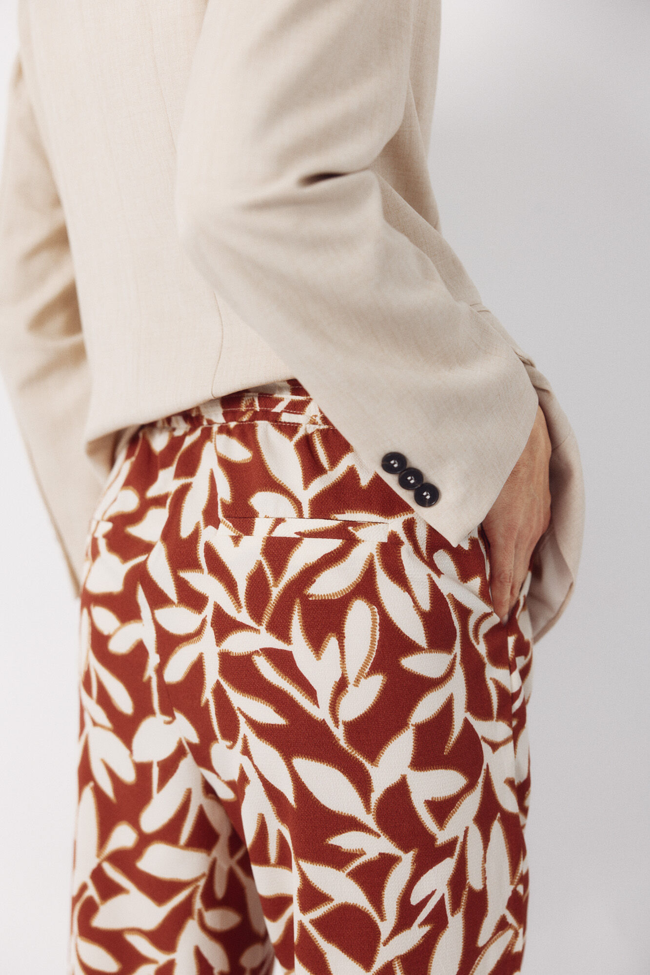 Cortefiel Pantal&oacute;n fluido con textura Estampado marr&oacute;n