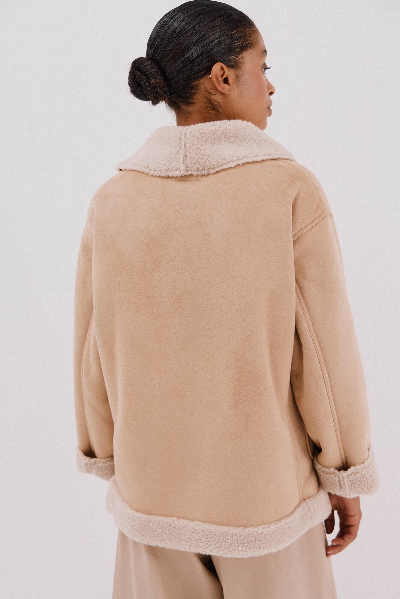 Cortefiel Chamarra efecto doble faz Beige