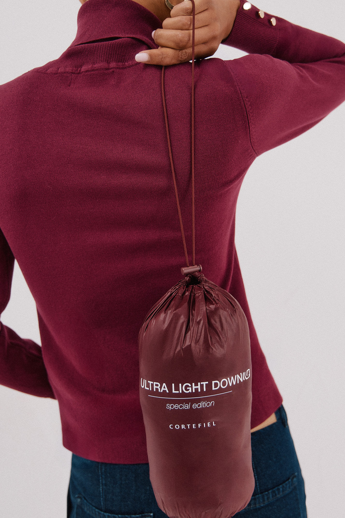 Cortefiel Chamarra reversible plumas Vino