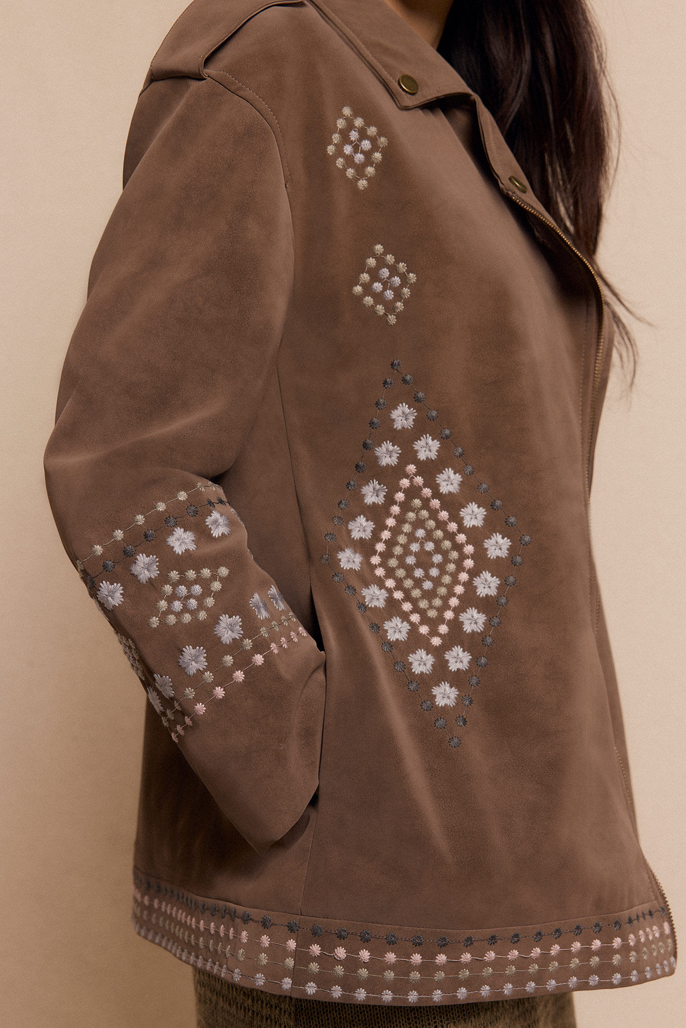 Slowlove Cazadora biker efecto piel bordada Beige