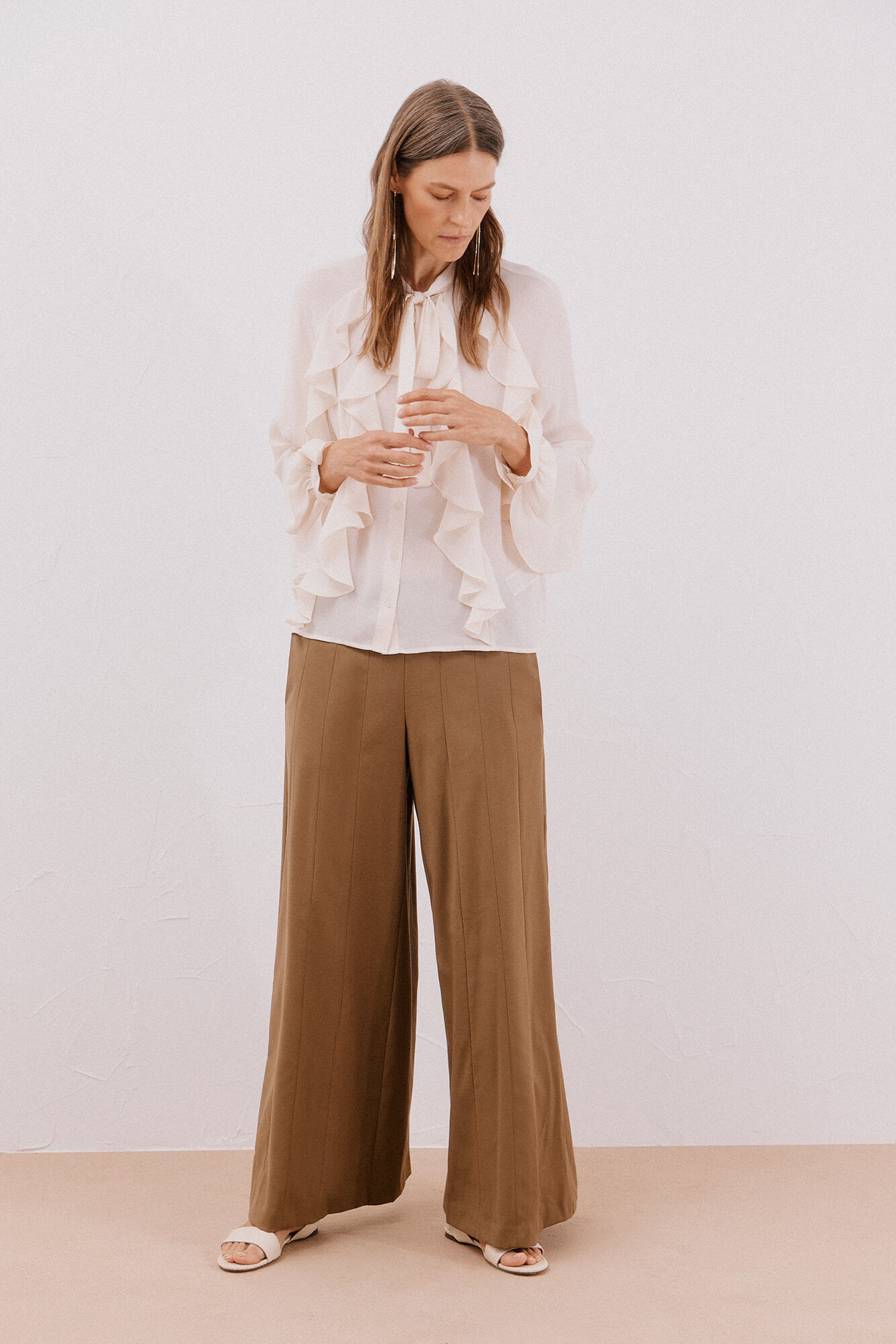 Cortefiel Blusa volante delantero Marfil