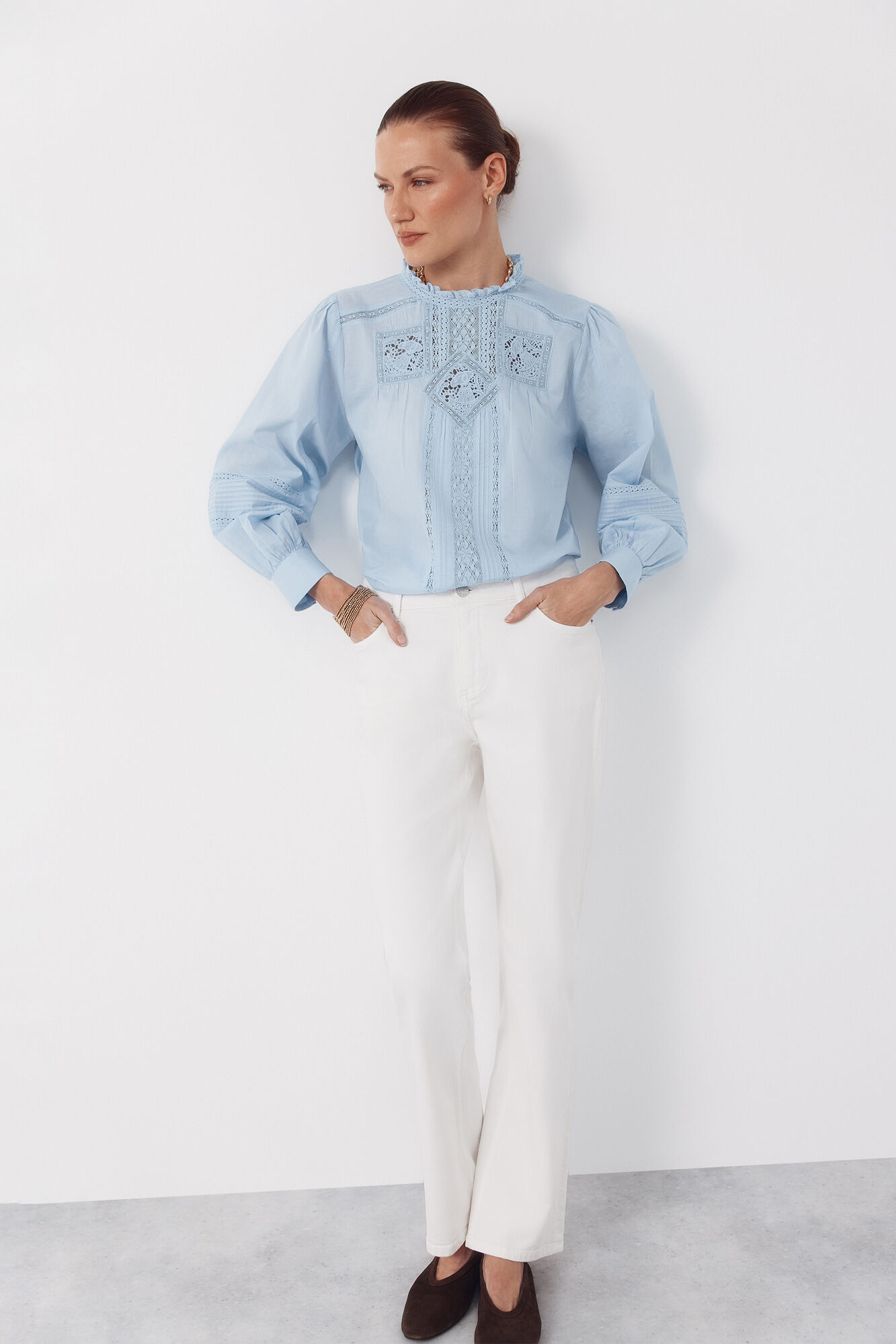 Cortefiel Blusa bordada Azul