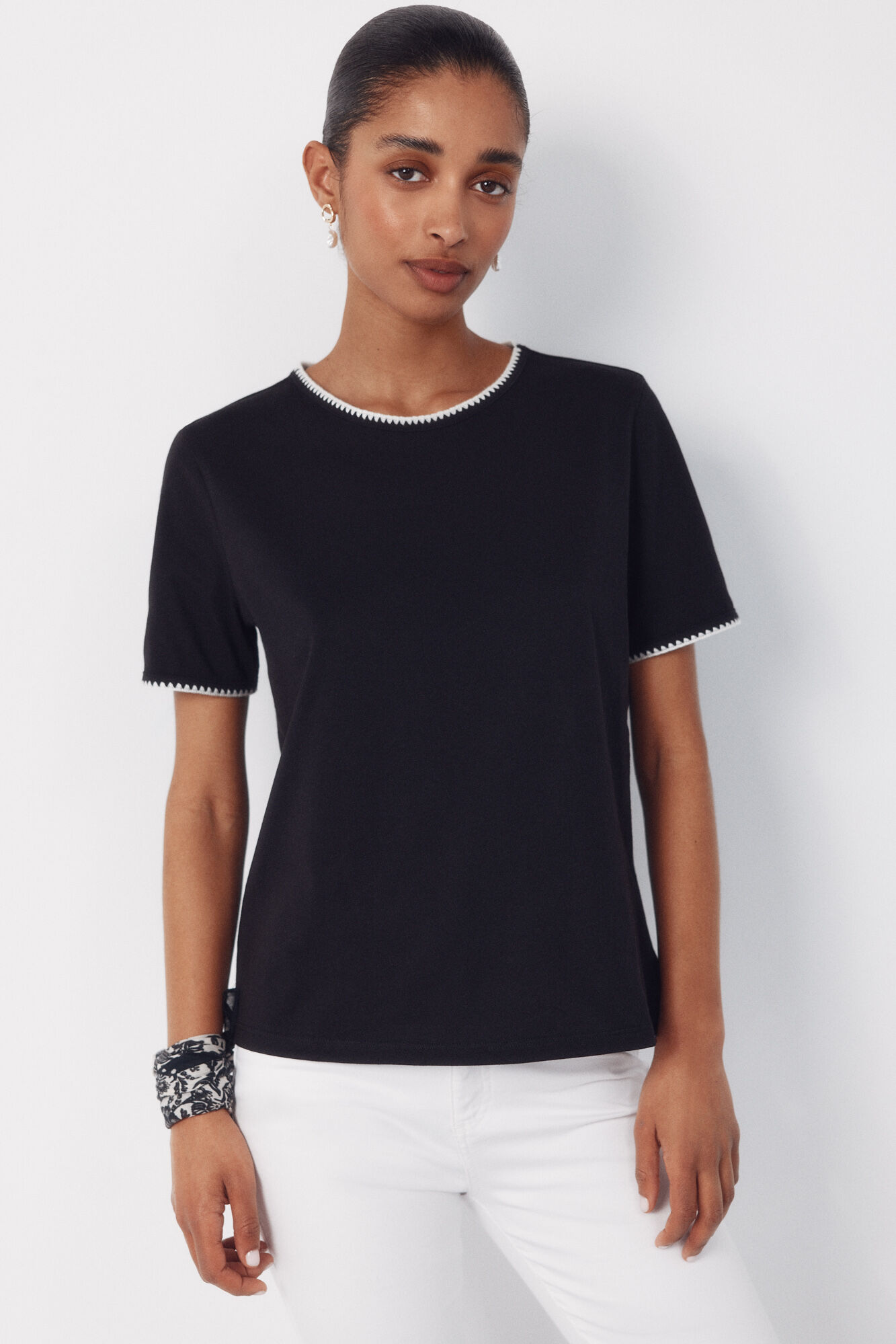 Cortefiel Playera bordada con ribete Negro