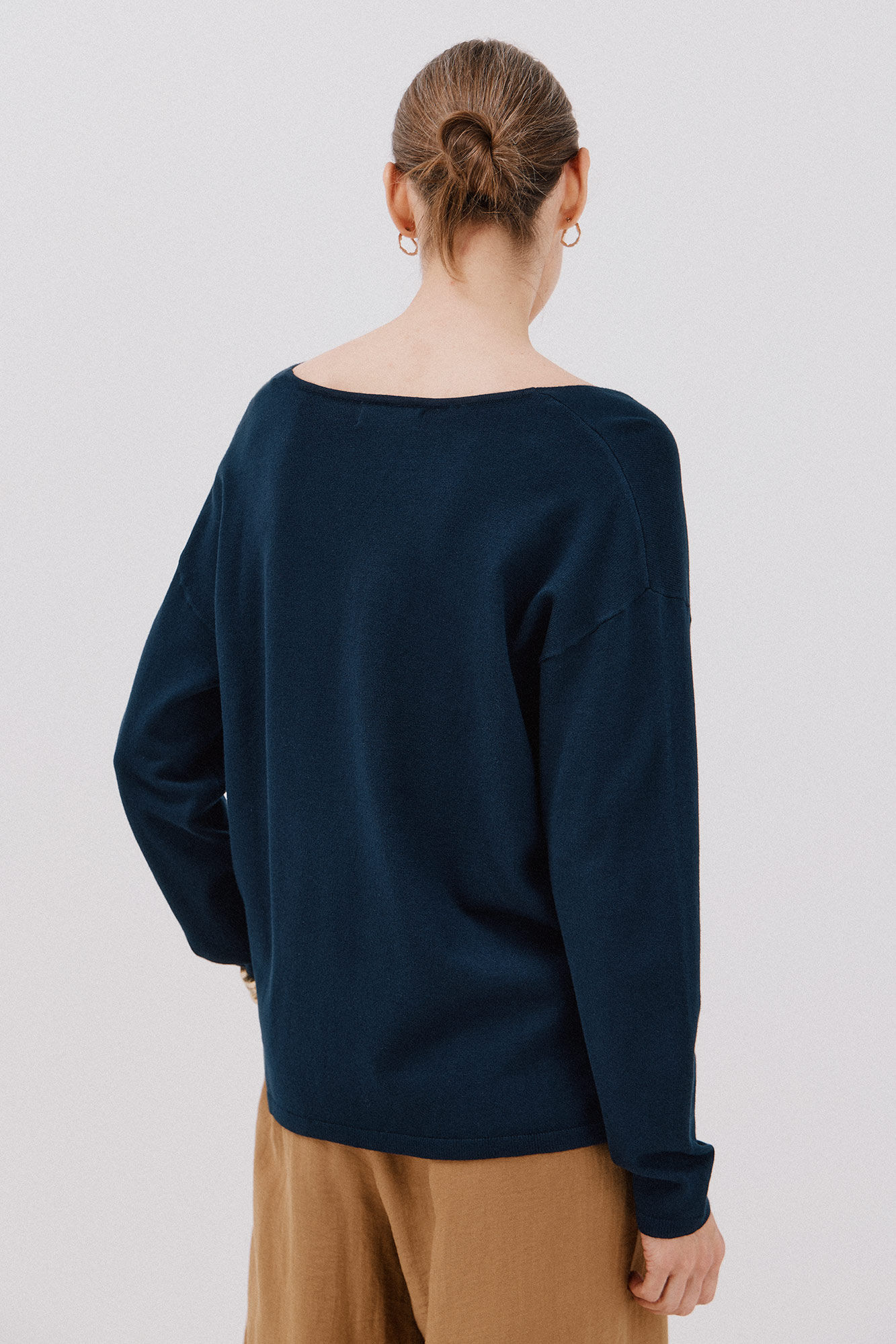 Cortefiel Su&eacute;ter escote pico Azul marino