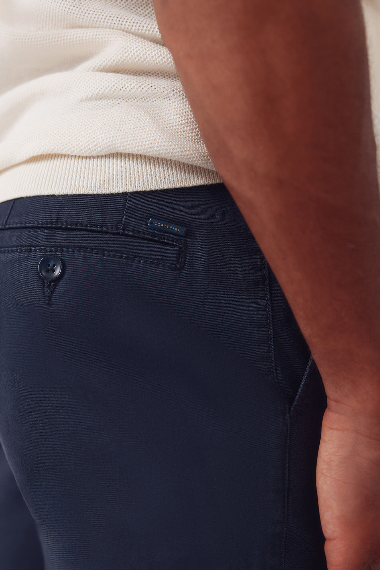 Cortefiel Pantal&oacute;n chino regular fit Azul marino