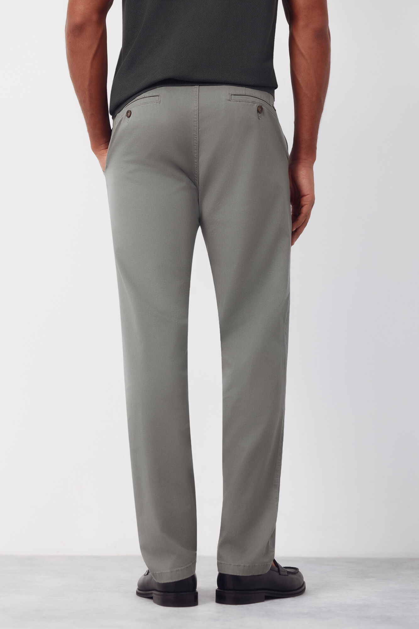 Cortefiel Pantal&oacute;n chino regular fit Kaki
